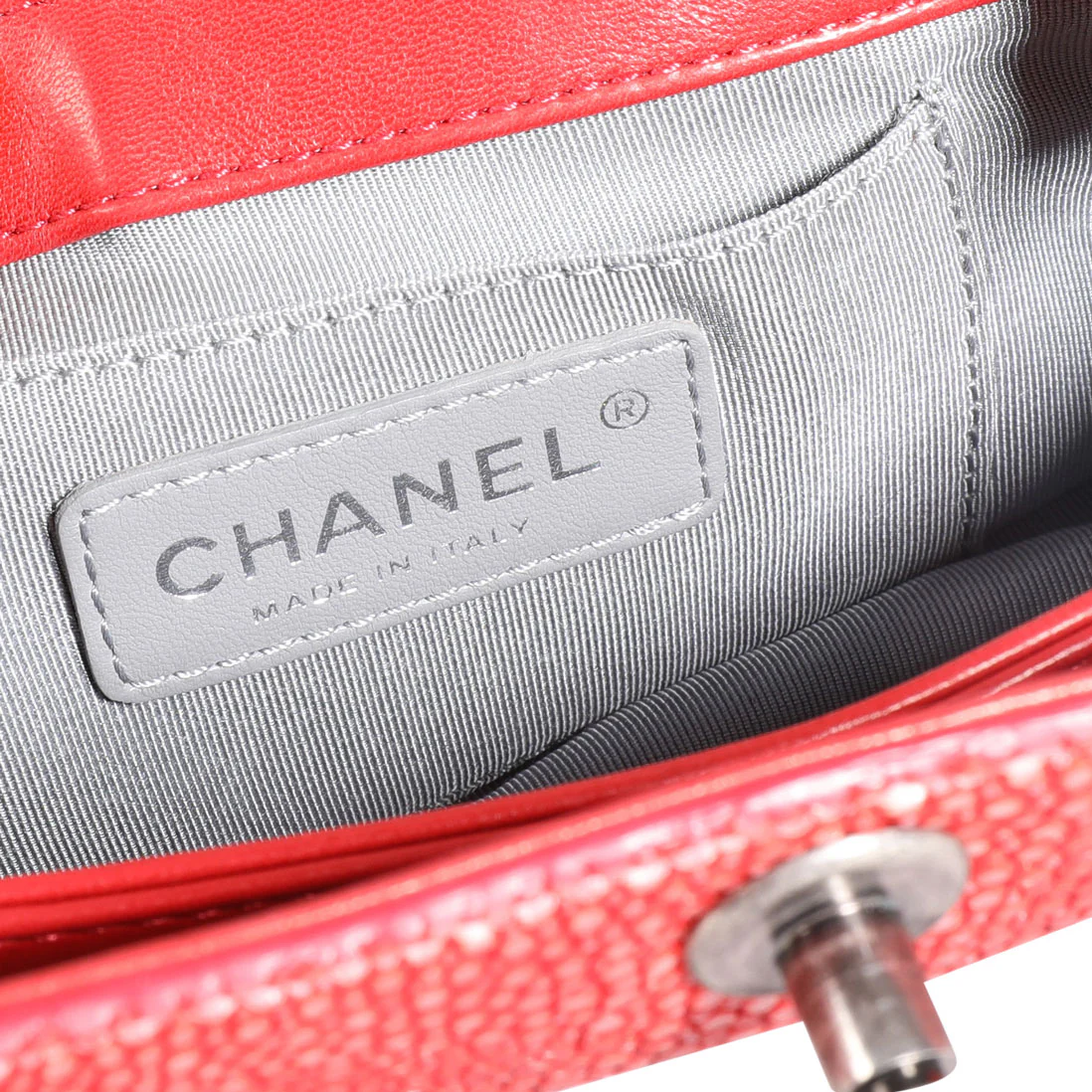 Chanel Red Stingray & Calfskin Boy Crossbody Bag - Image 9