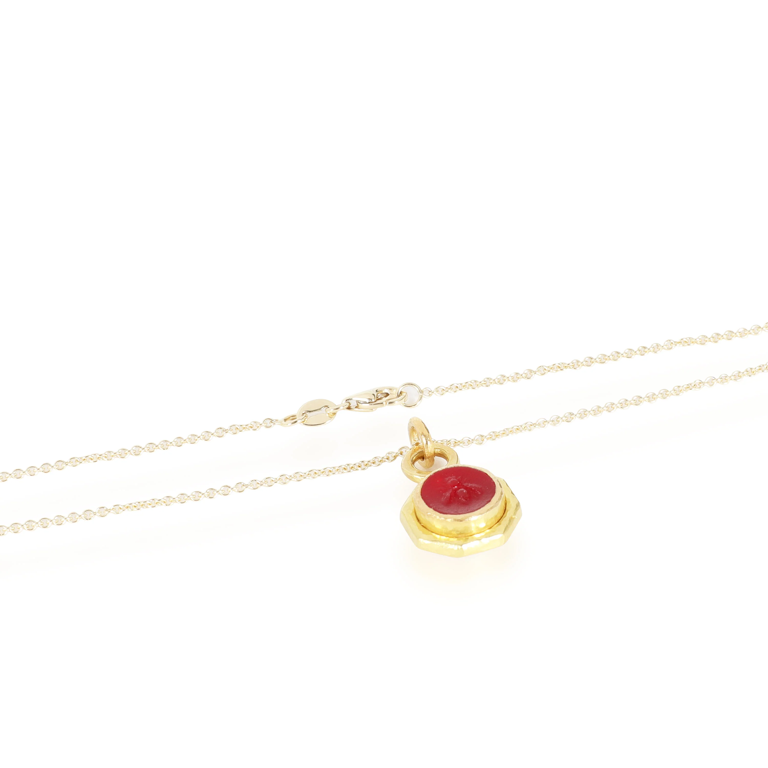 Elizabeth Locke Queen Bee Red Glass & Mother of Pearl Charm in 18K Yellow Gold - Image 3