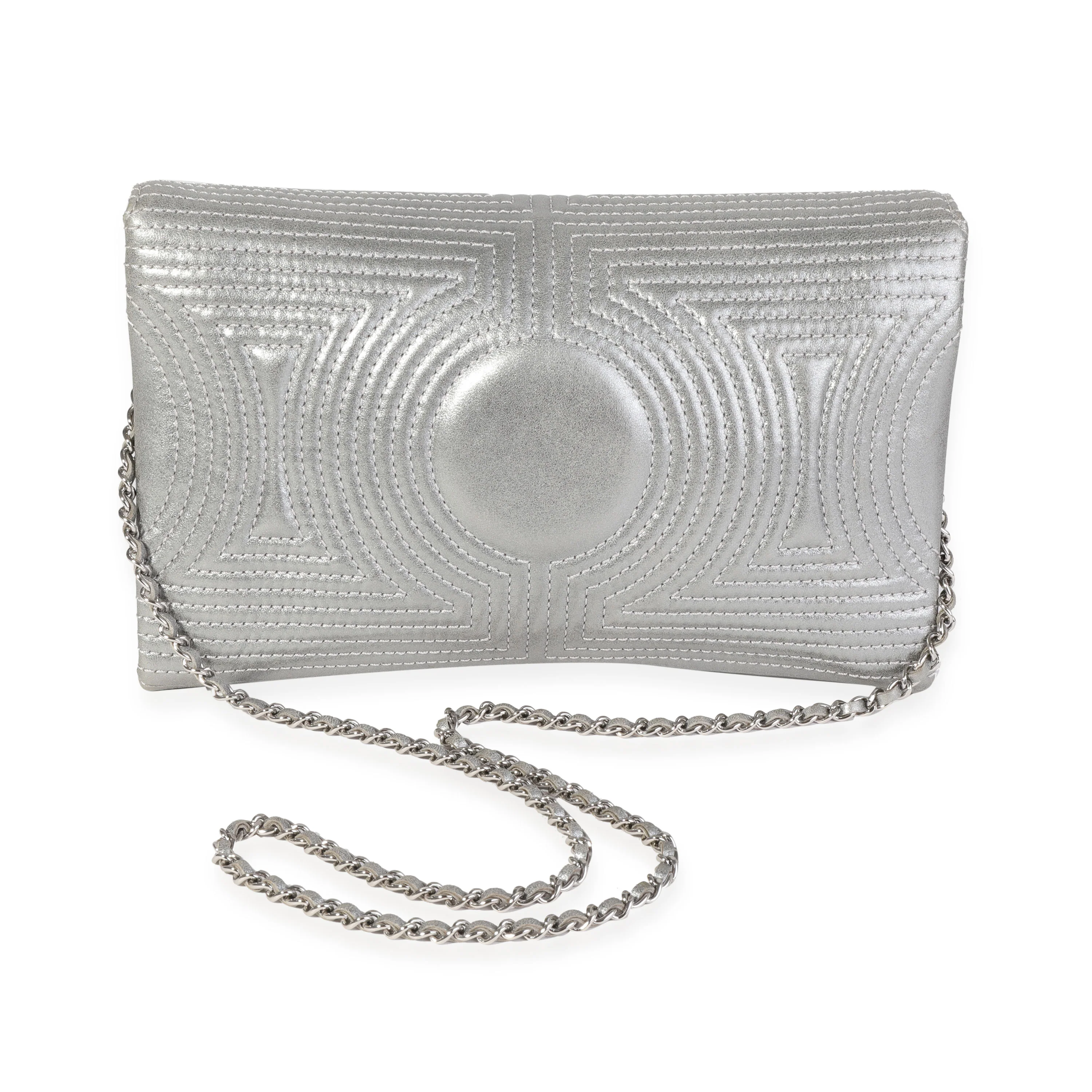 Chanel Metallic Lambskin Korean Garden Clutch On Chain - Image 3