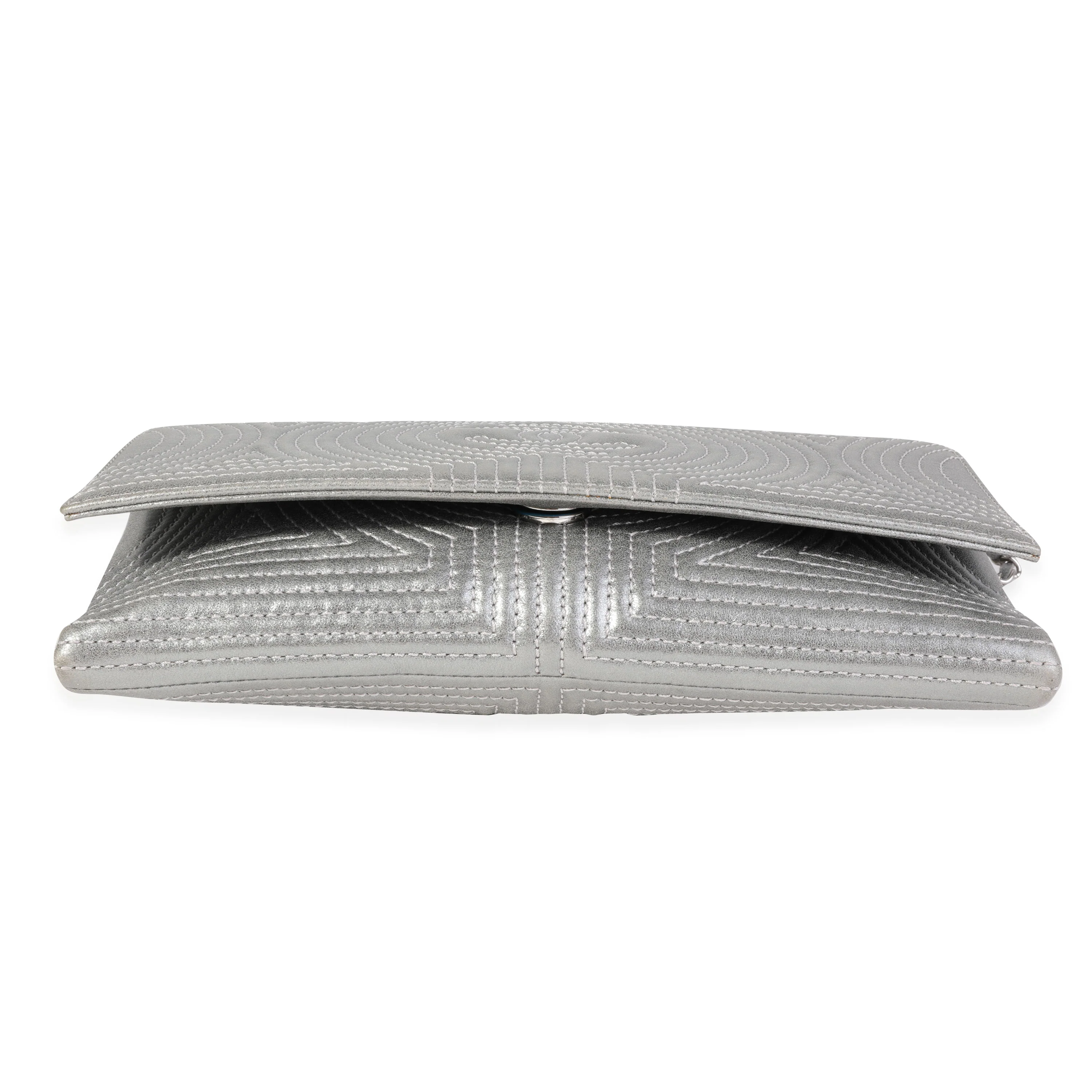 Chanel Metallic Lambskin Korean Garden Clutch On Chain - Image 5
