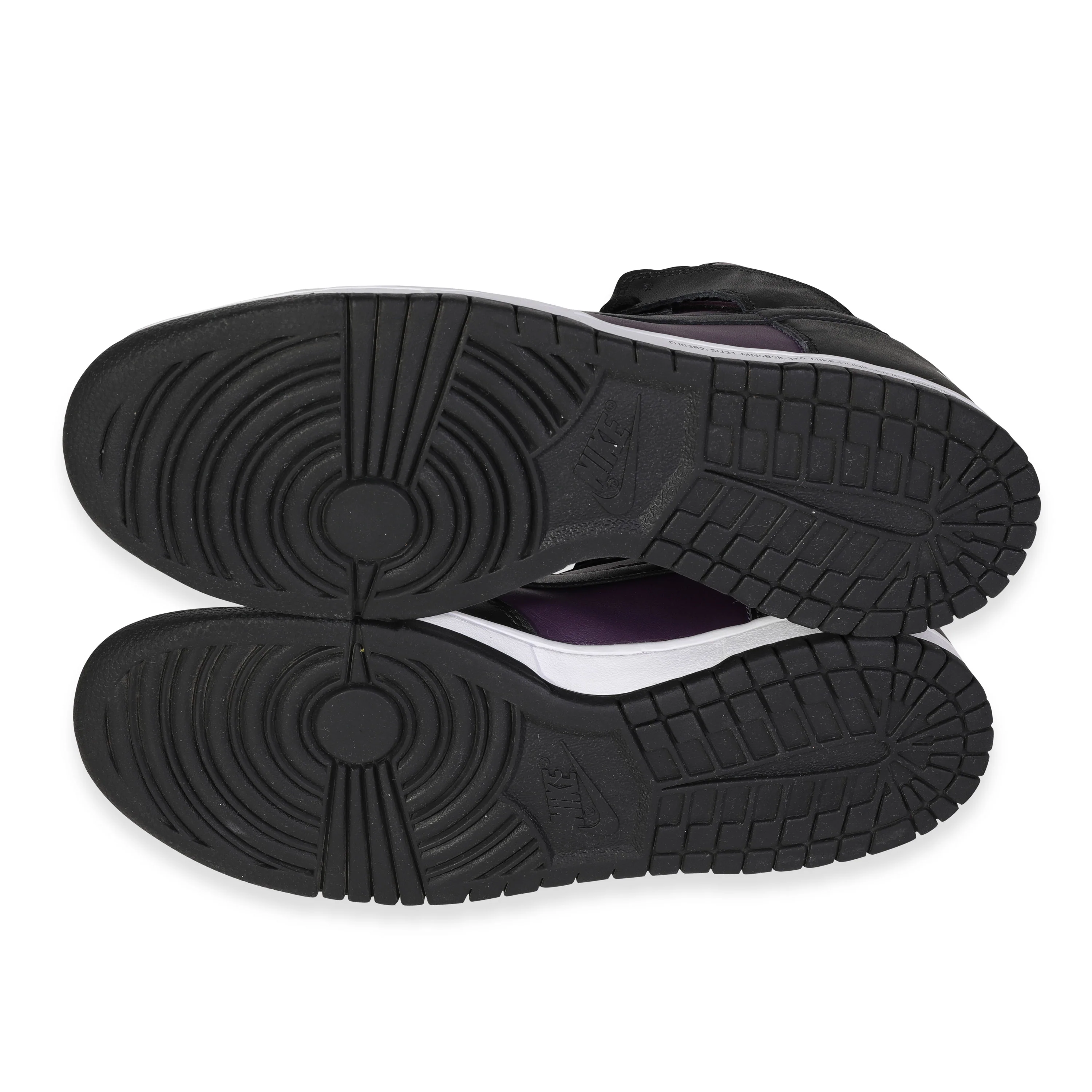Fragment Design x Dunk High Beijing (10.5 US) - Image 5