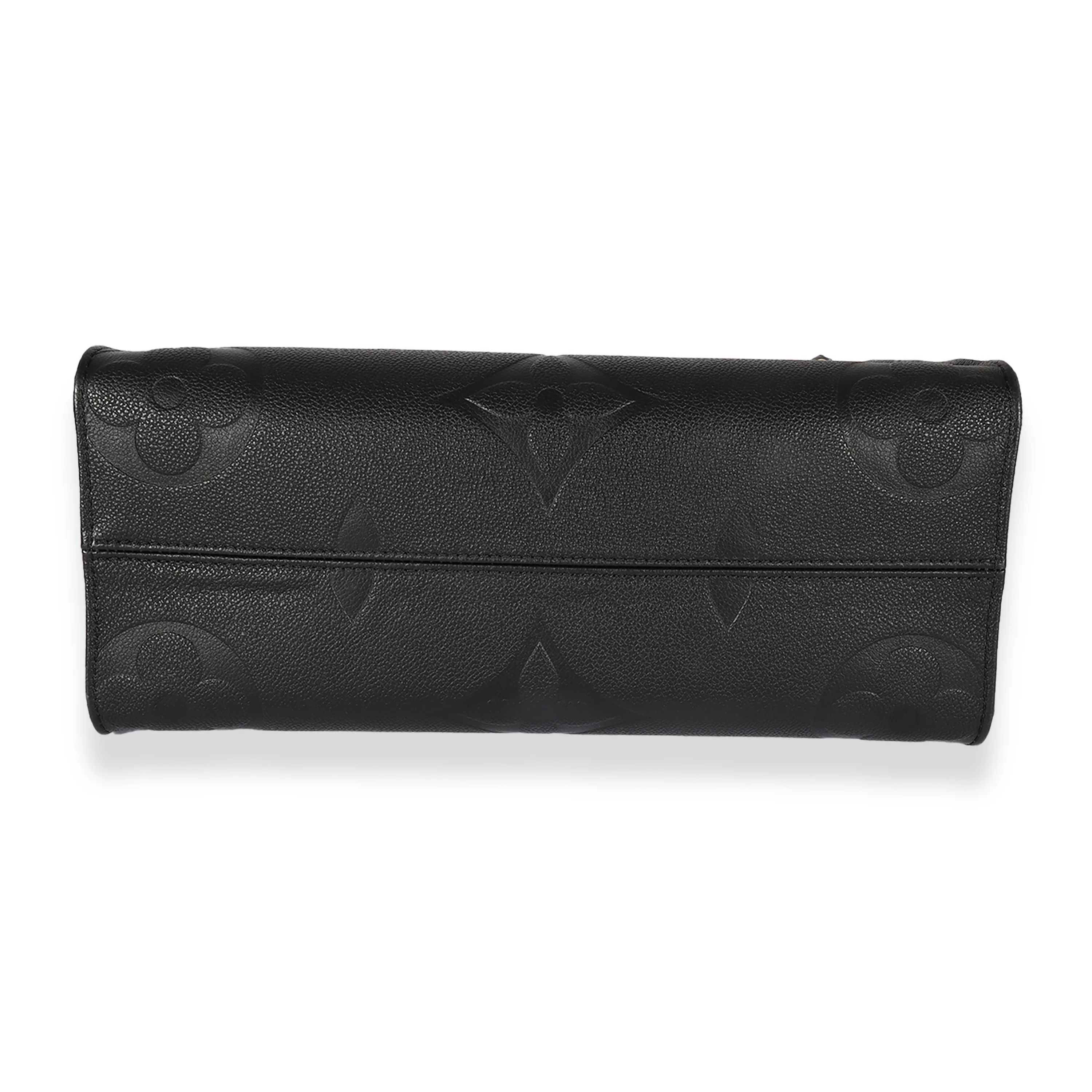 Louis Vuitton Black Empreinte Monogram Giant Onthego MM - Image 7