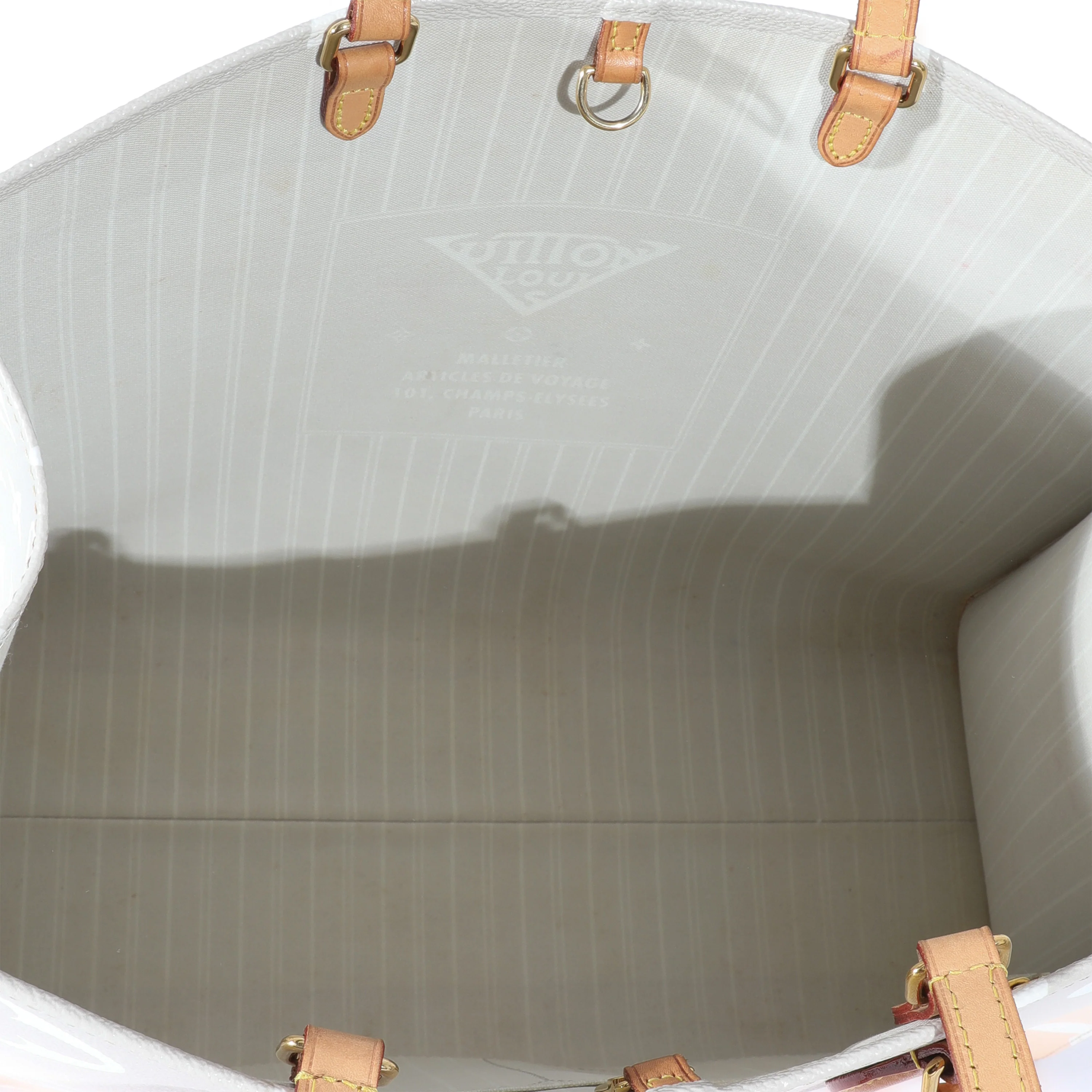 Louis Vuitton Canvas Monogram Giant By The Pool Onthego GM - Image 7