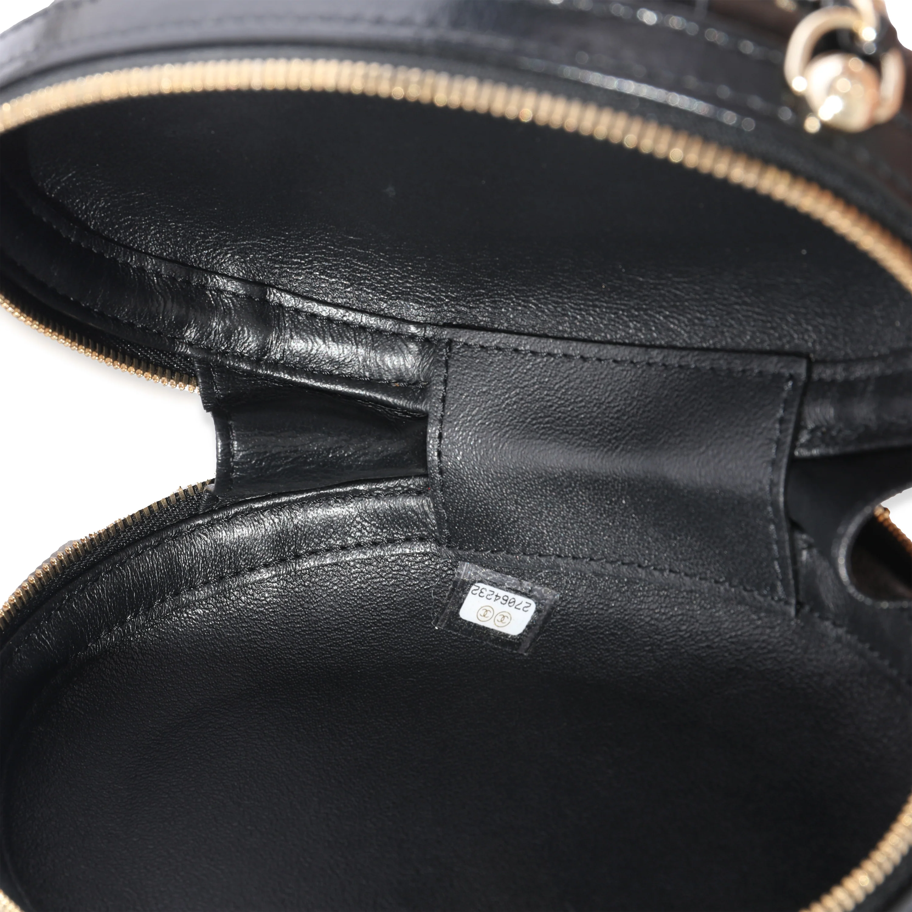 Chanel Black Leather CC Chevron Clutch - Image 4