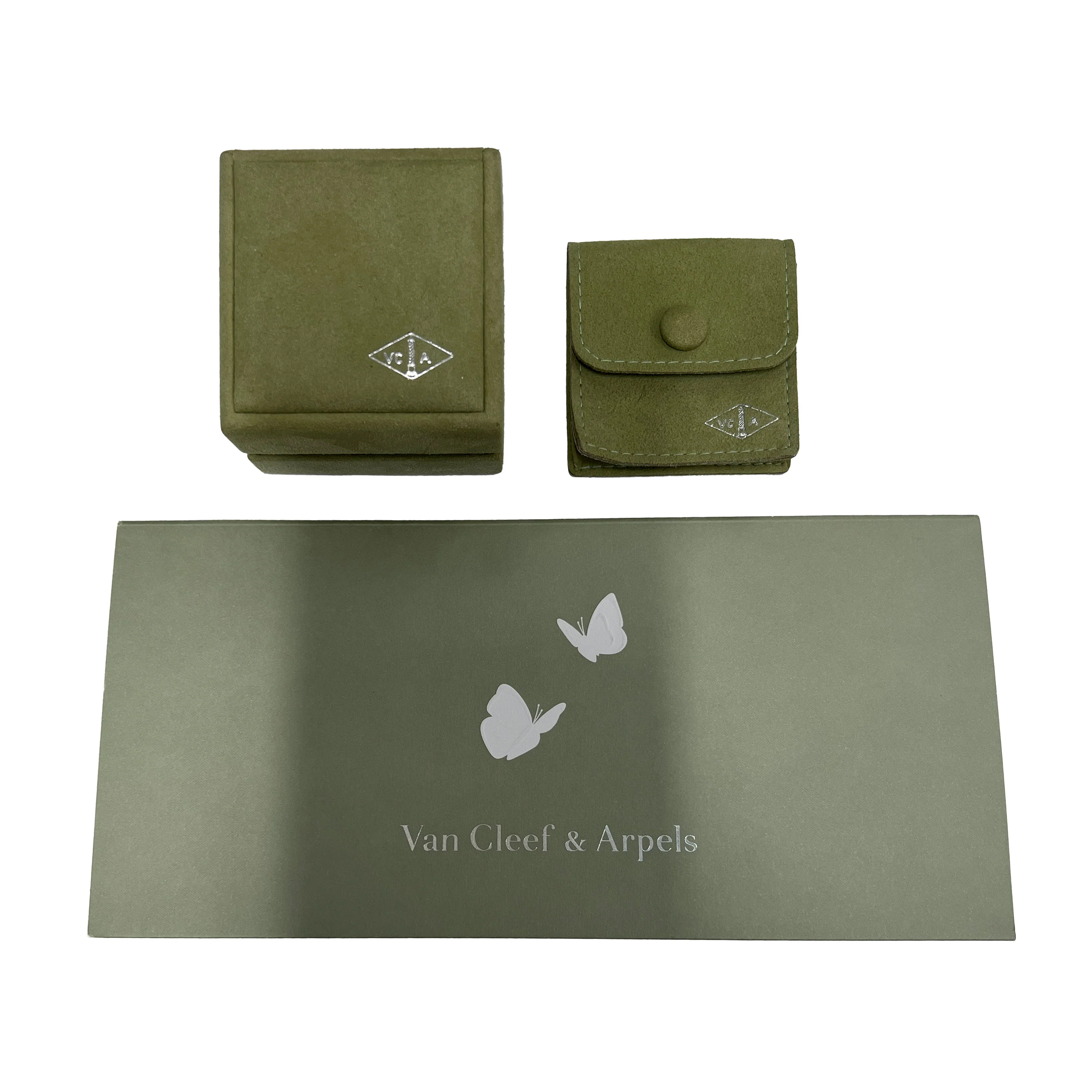 Van Cleef & Arpels Sweet Alhambra Mother Of Pearl Bracelet in 18k Yellow Gold - Image 4