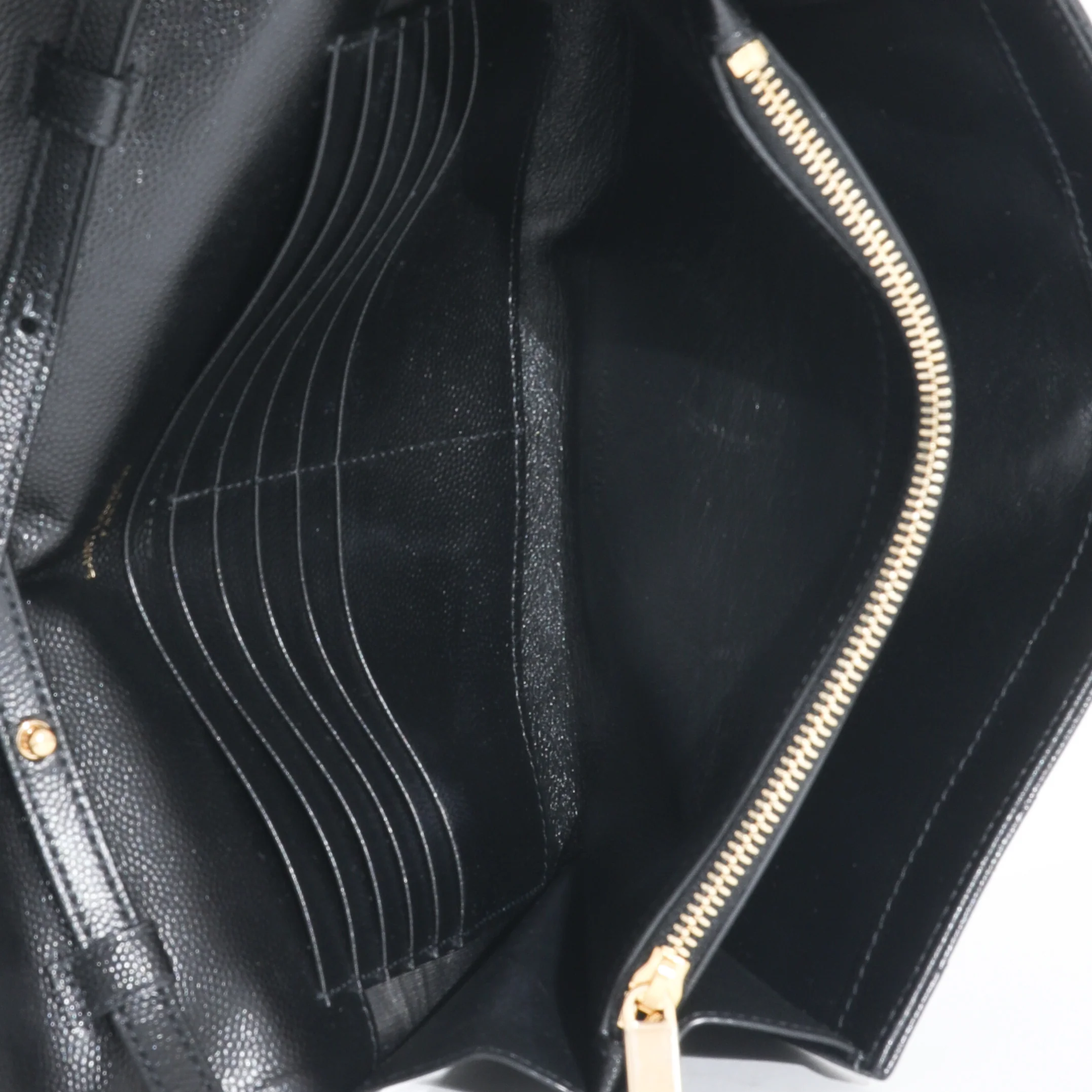 Saint Laurent Black Graine De Poudre Cassandra Envelope Chain Wallet - Image 8
