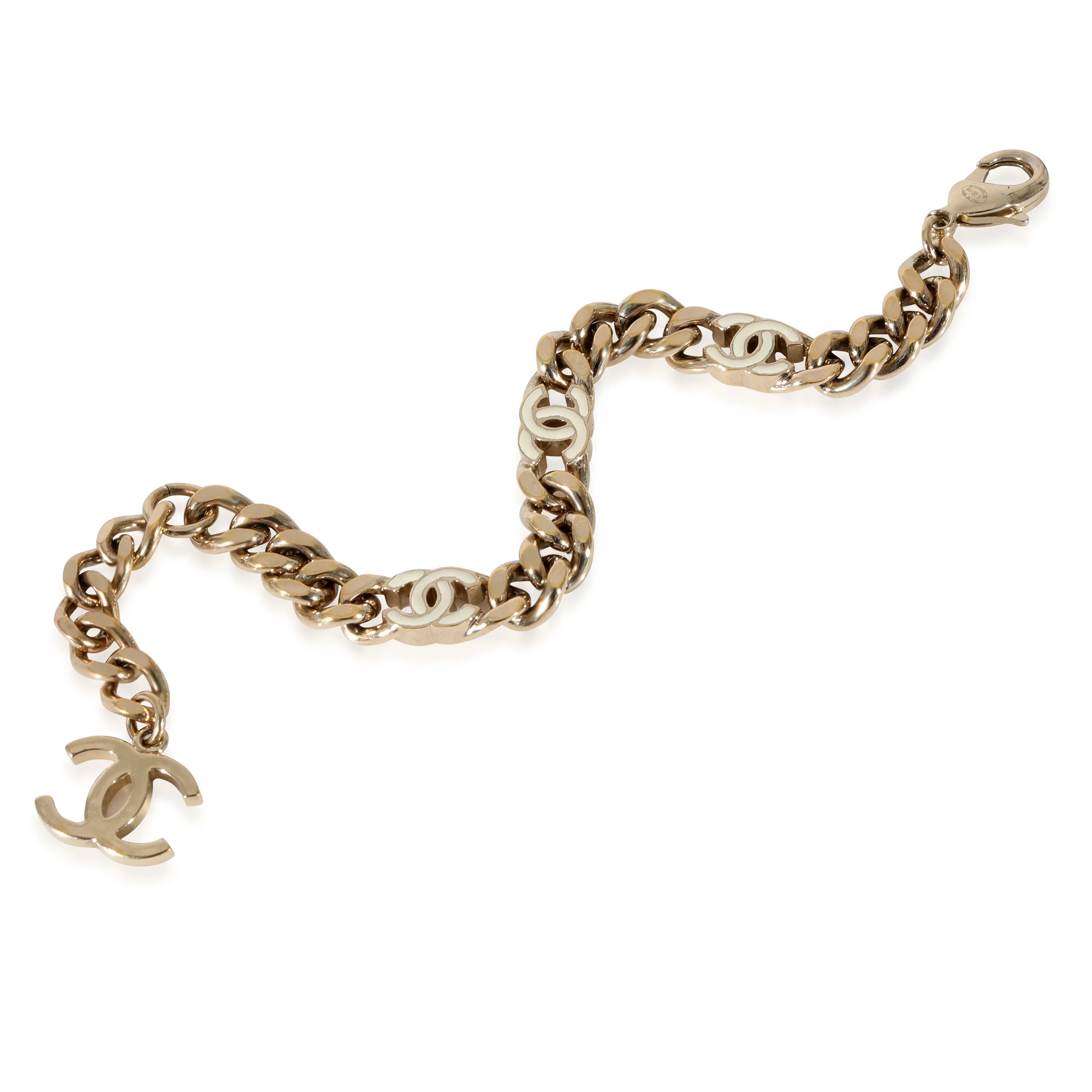 Chanel 2022 Bracelet in  Gold Plated - Image 2