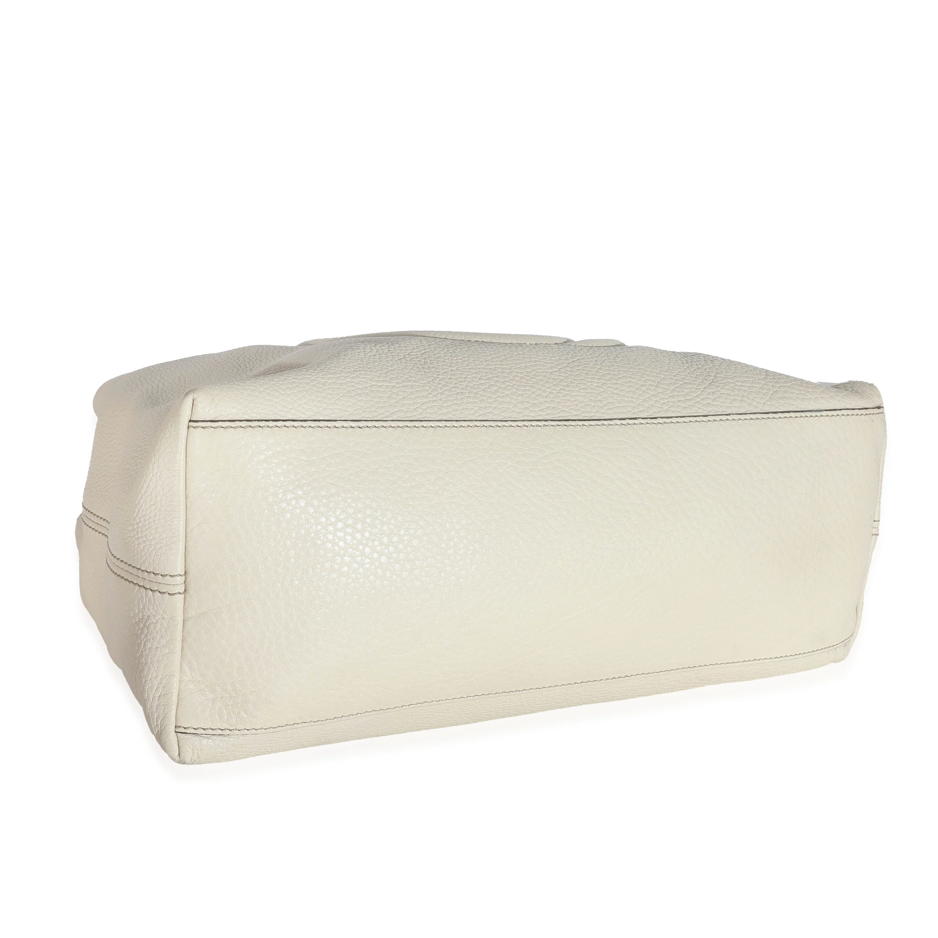 Gucci Cream Pebbled Calfskin Medium Soho Chain Tote - Image 5