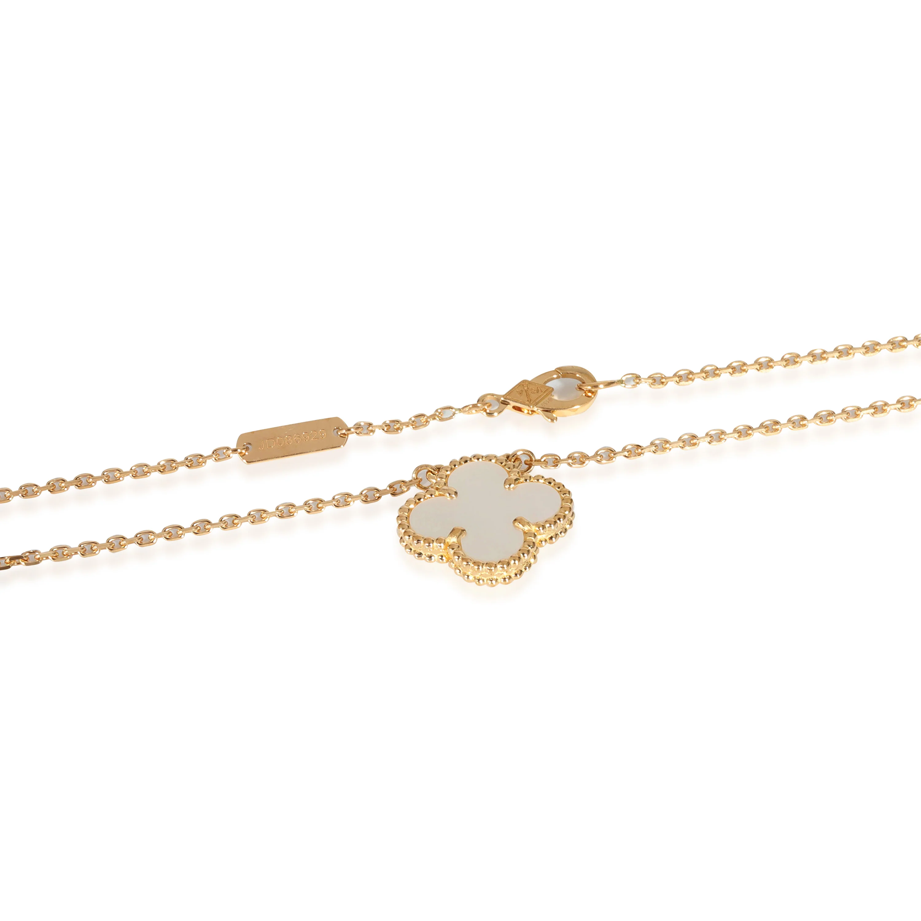 Van Cleef & Arpels Alhambra Vintage MOP Pendant in 18k Yellow Gold - Image 3