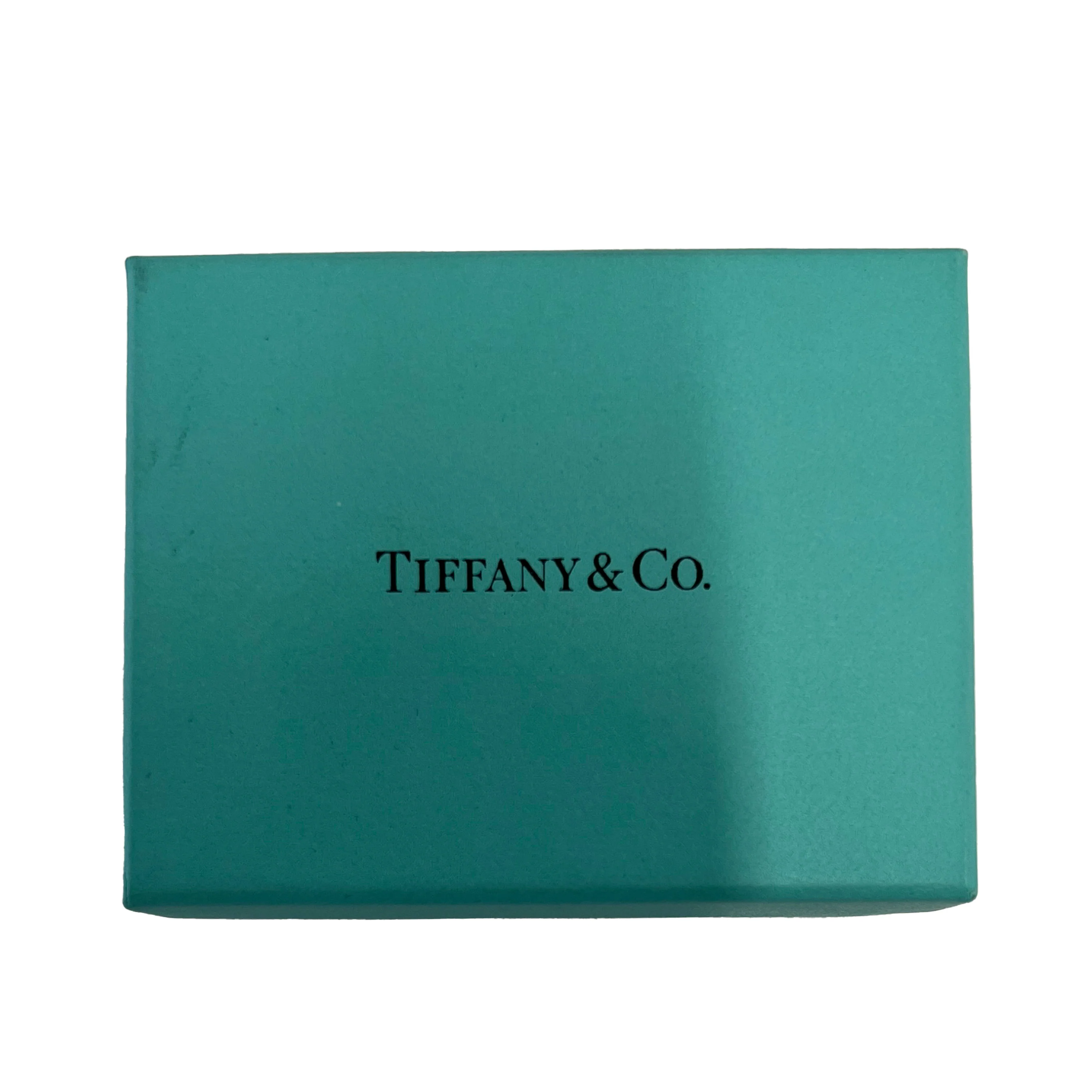 Tiffany & Co. Milgrain 2mm Band in  Platinum - Image 3