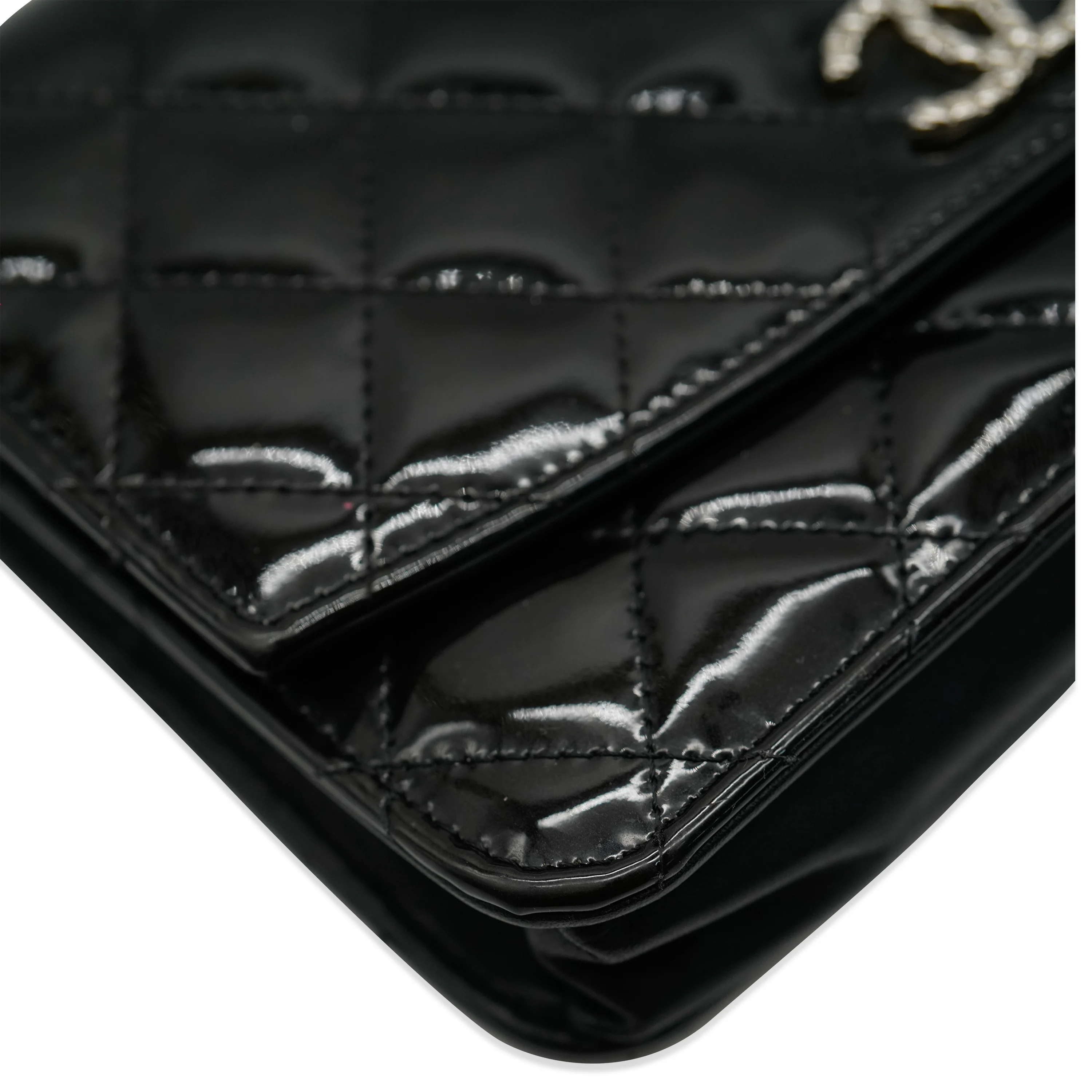 Chanel Black Patent Brilliant Wallet On Chain - Image 9