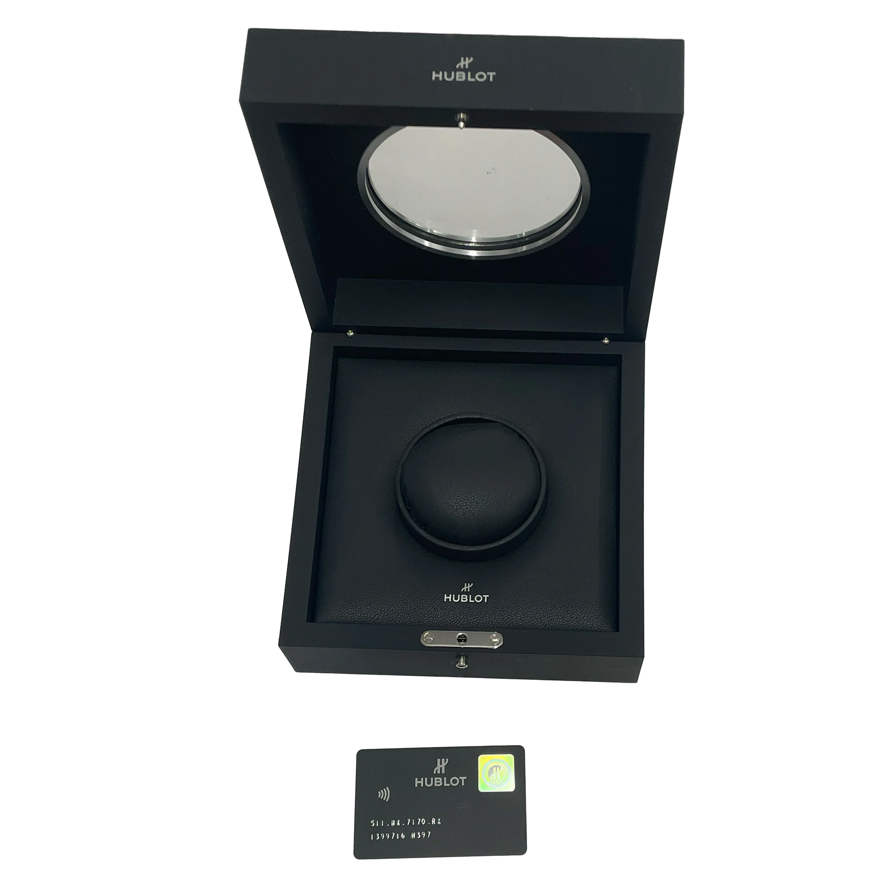 Hublot Classic Fusion 511.NX.7170.RX Mens Watch in  Titanium - Image 5