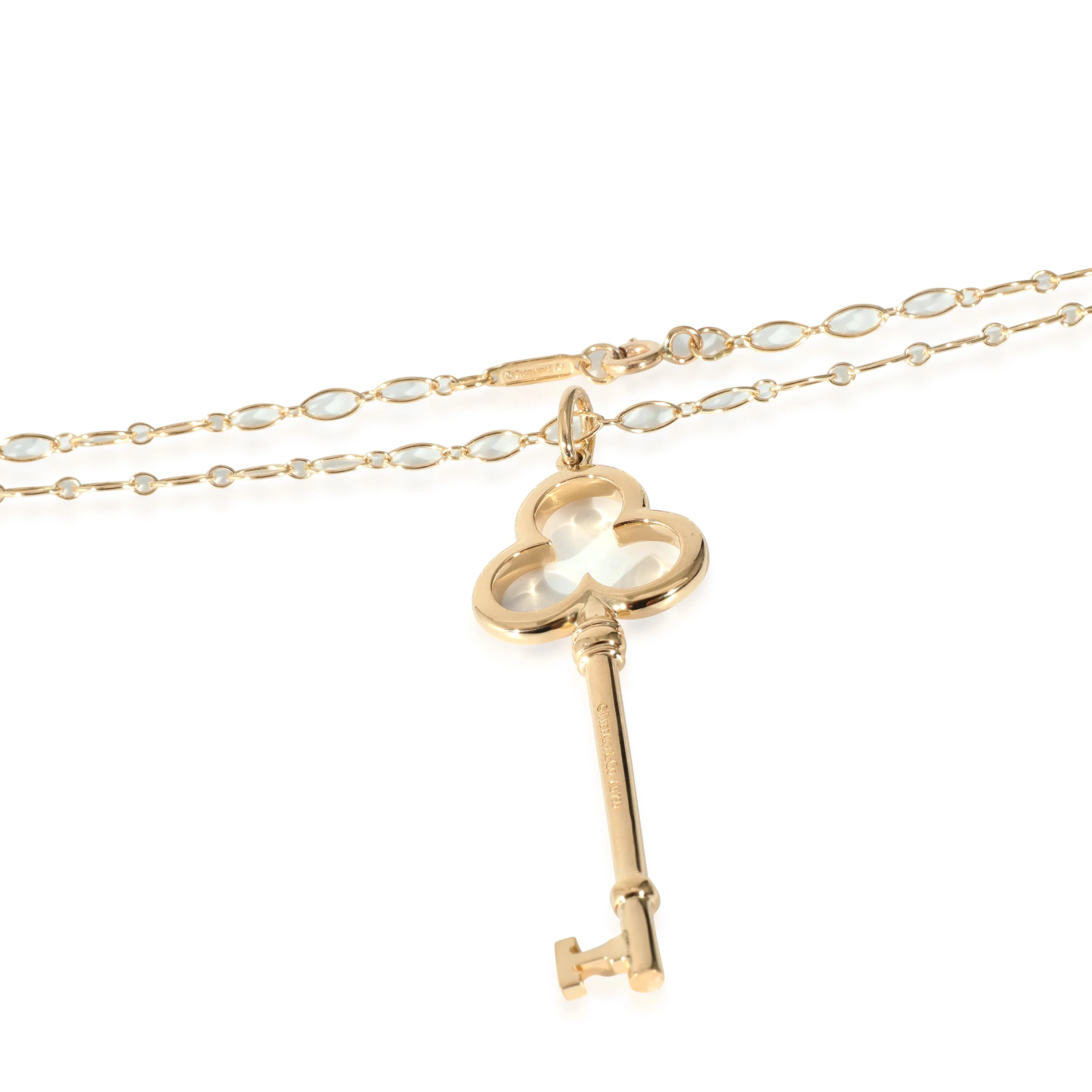 Trefoil Key Pendant Necklace in 18KT Yellow Gold - Image 3