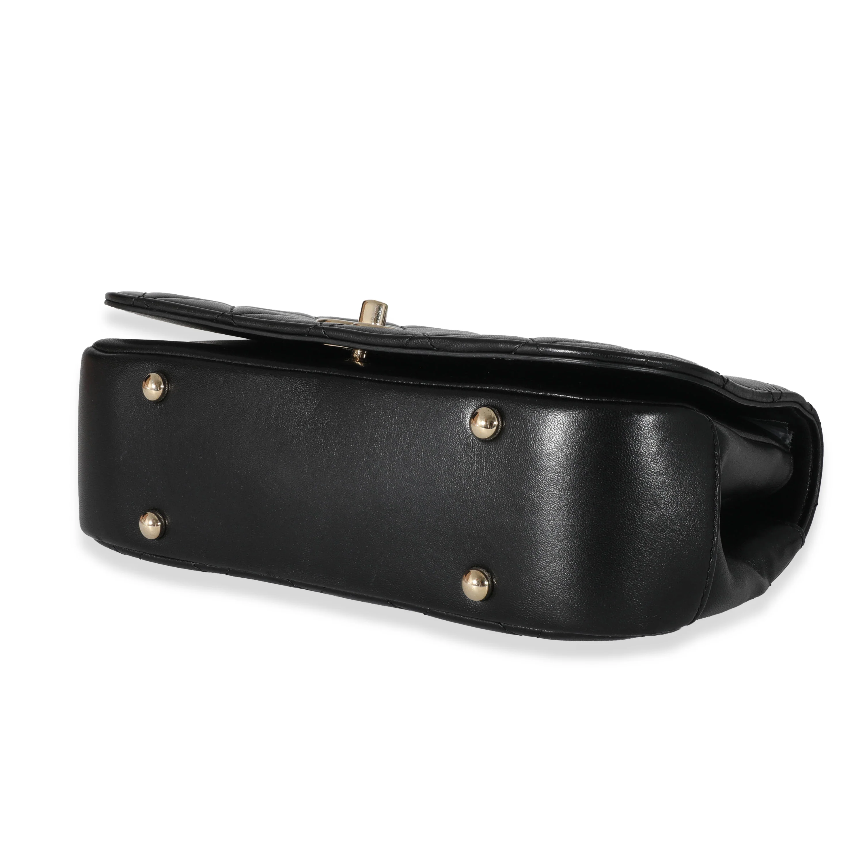 Chanel 17P Black Lambskin Chic Carry Flap Bag - Image 6