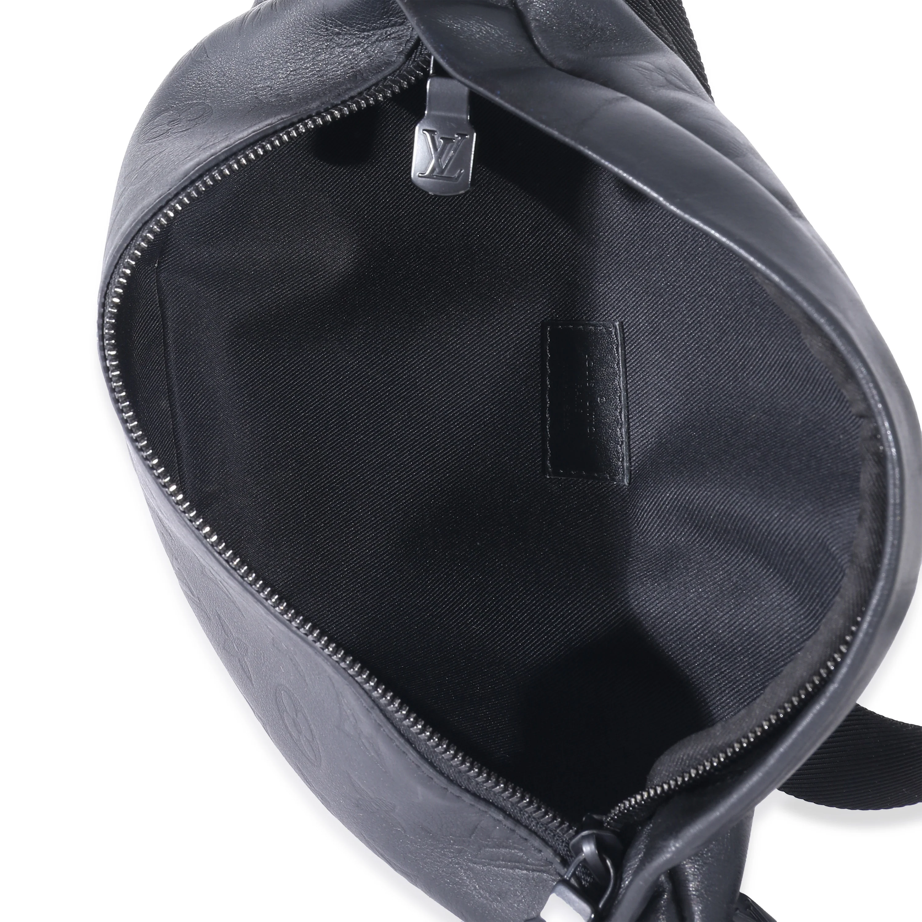 Louis Vuitton Black Calfskin Monogram Shadow Discovery Bumbag - Image 4