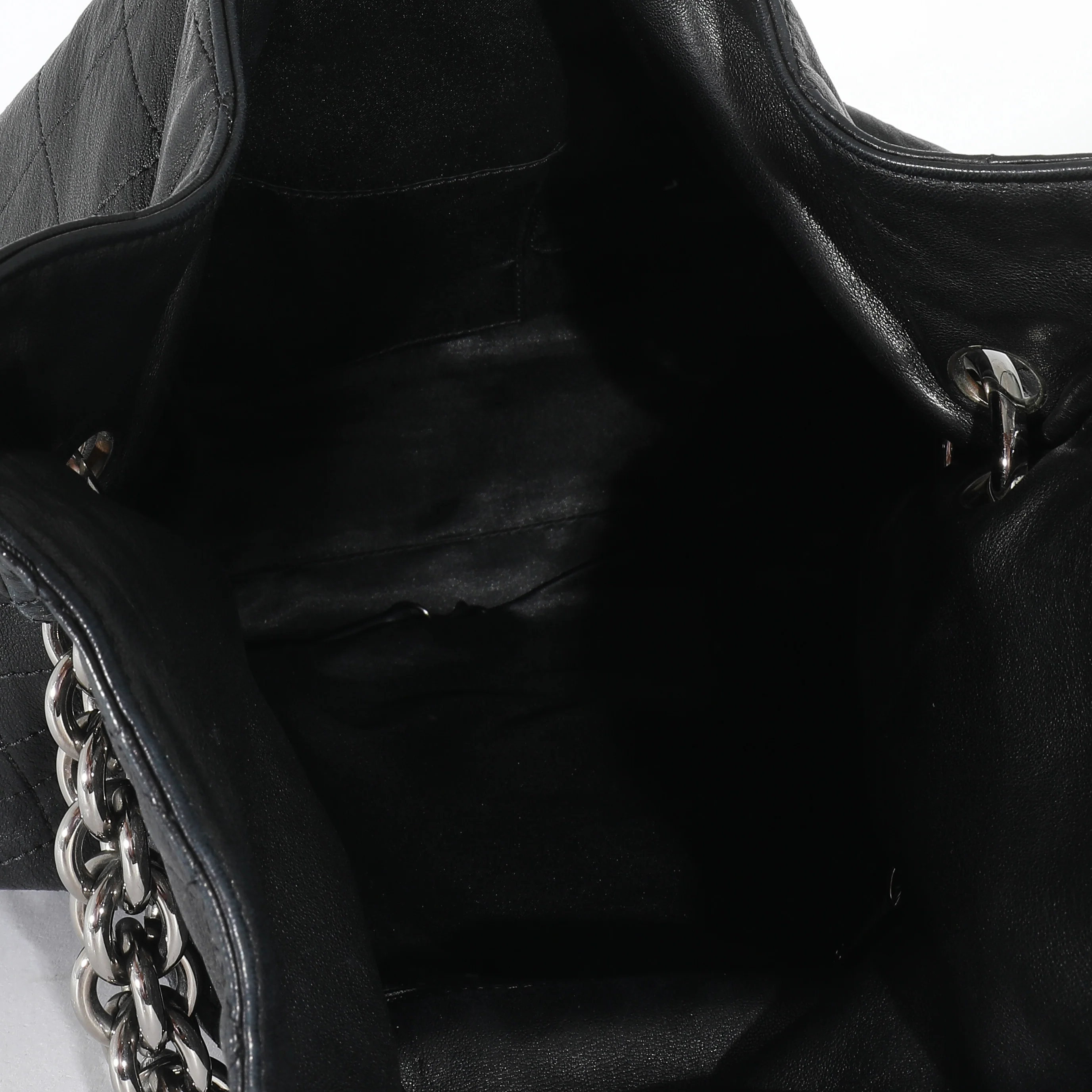 Chanel Black Quilted Leather Bijoux Ring Chain Hobo - Image 8