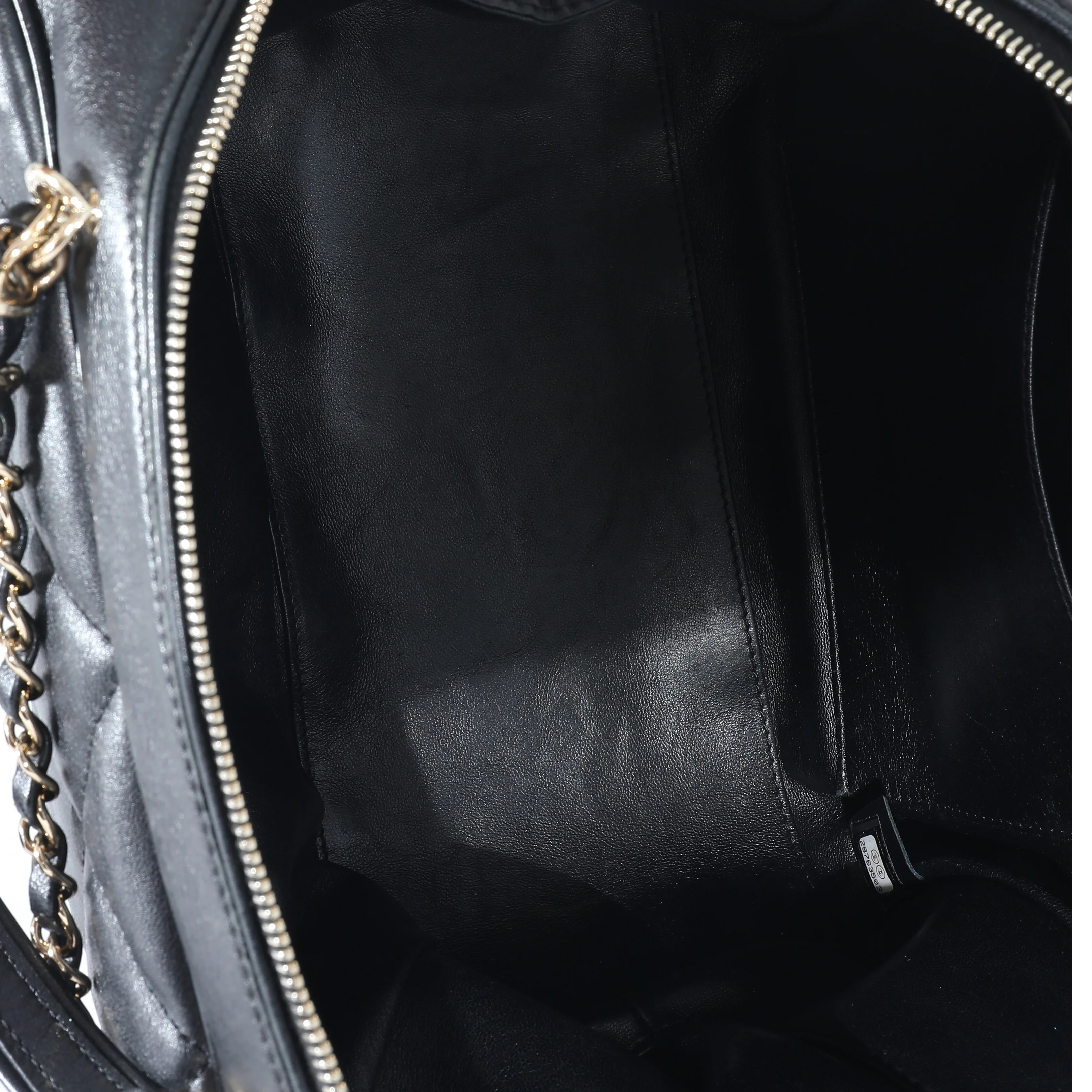 Chanel Black Quilted Lambskin CC Chain Zip Bowling Bag - Image 9