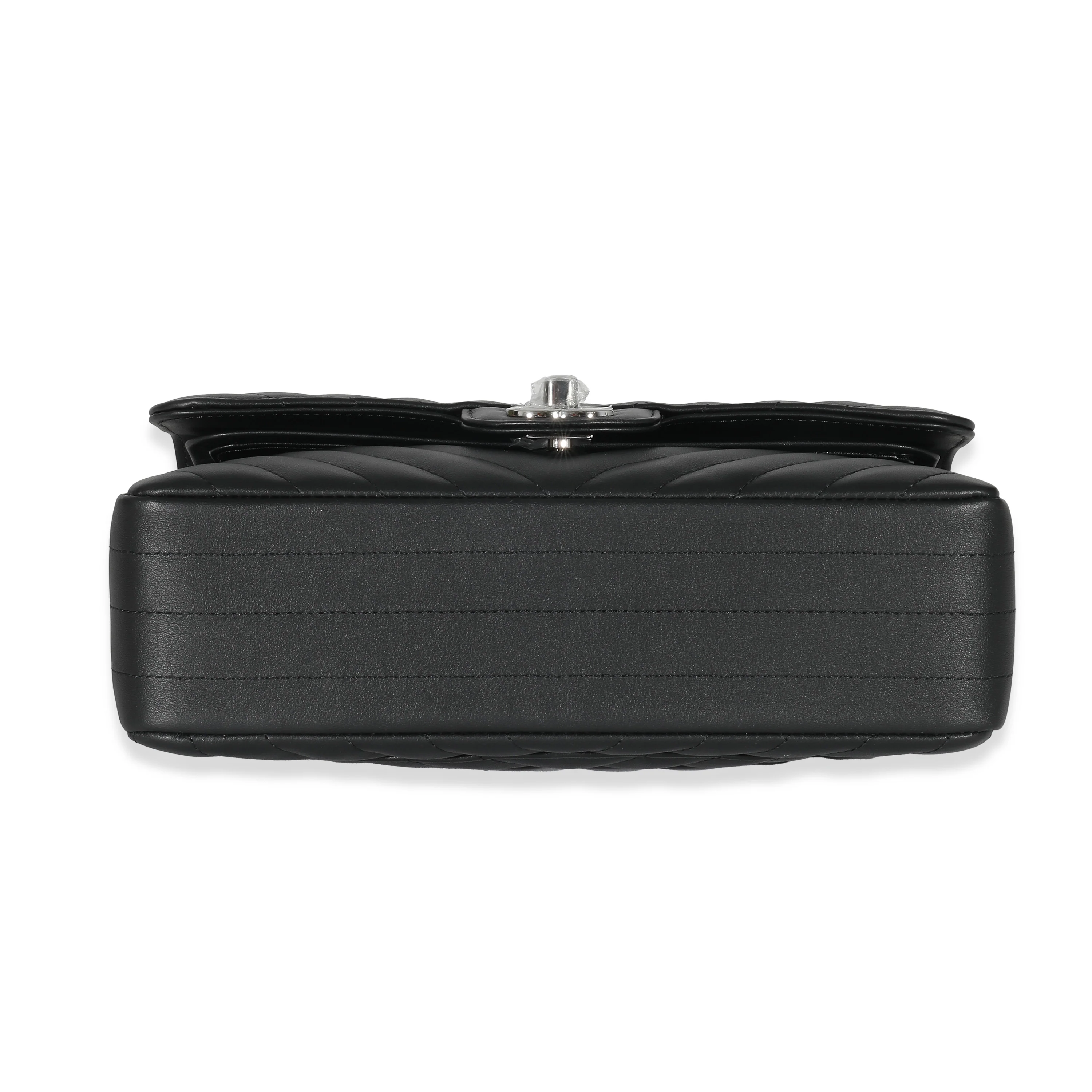 Chanel 22C Black Chevron Calfskin Small Classic Double Flap Bag - Image 5