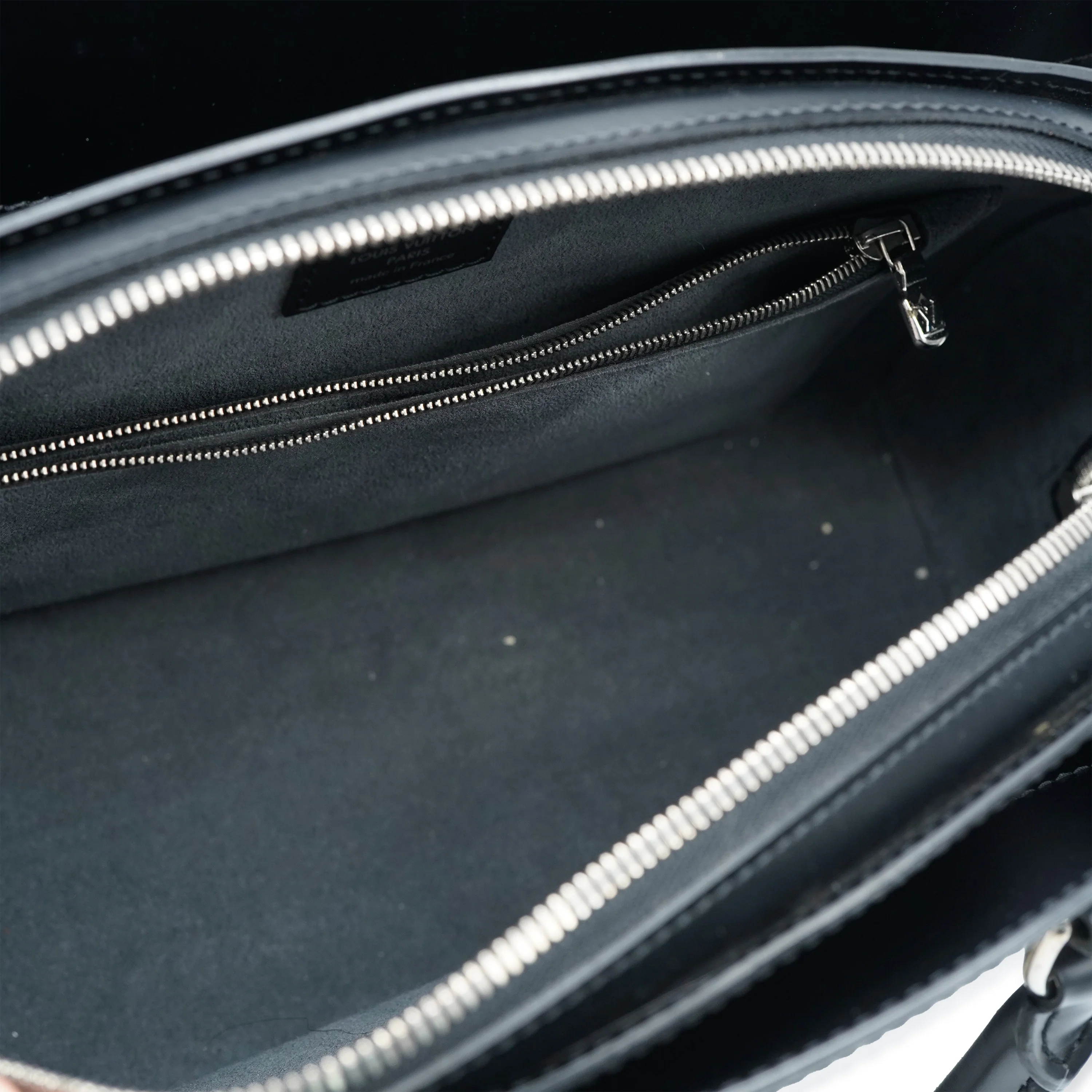 Louis Vuitton Black Epi Pont Neuf PM - Image 7