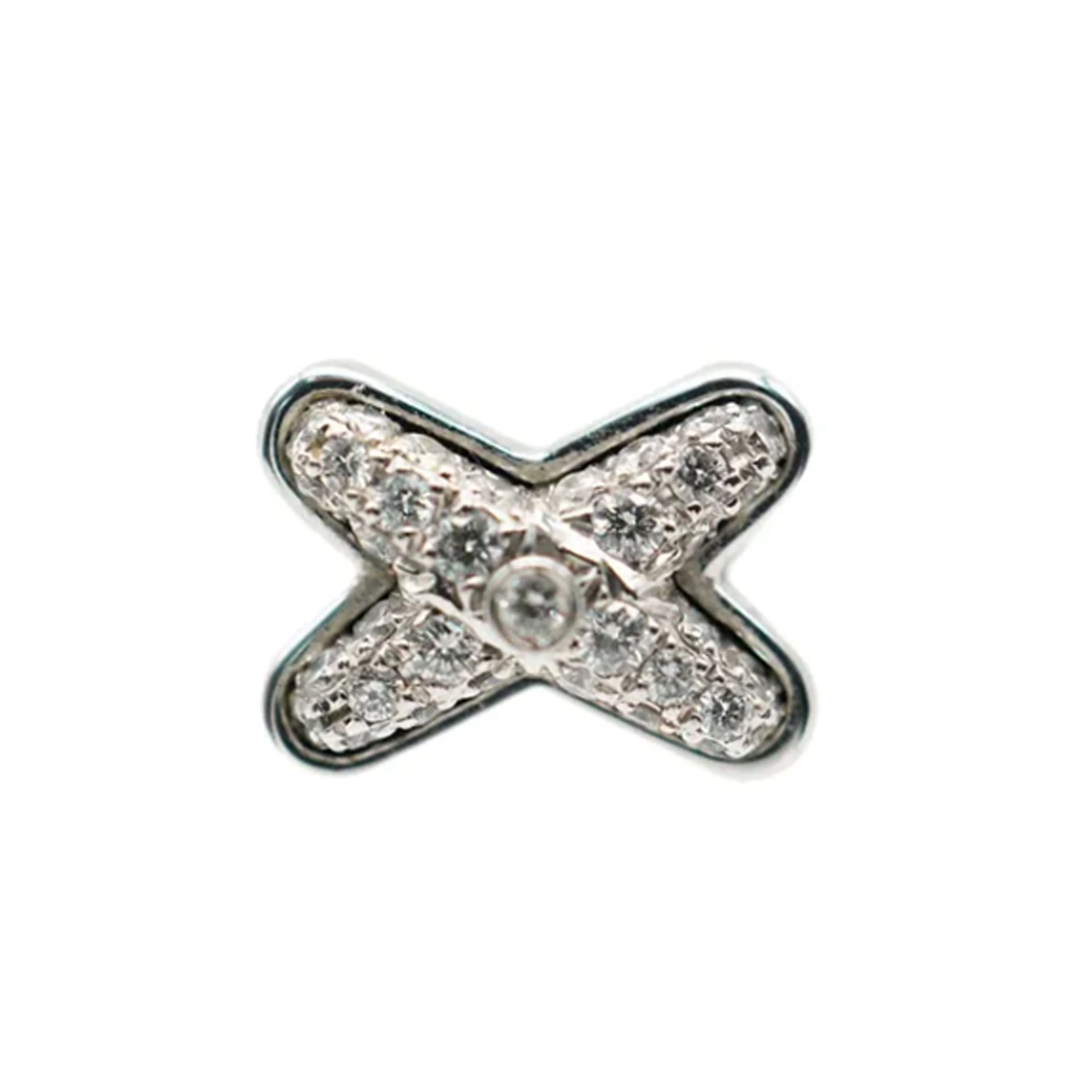 Jeux de Liens Single Earring in 18K White Gold 0.16 CTW
