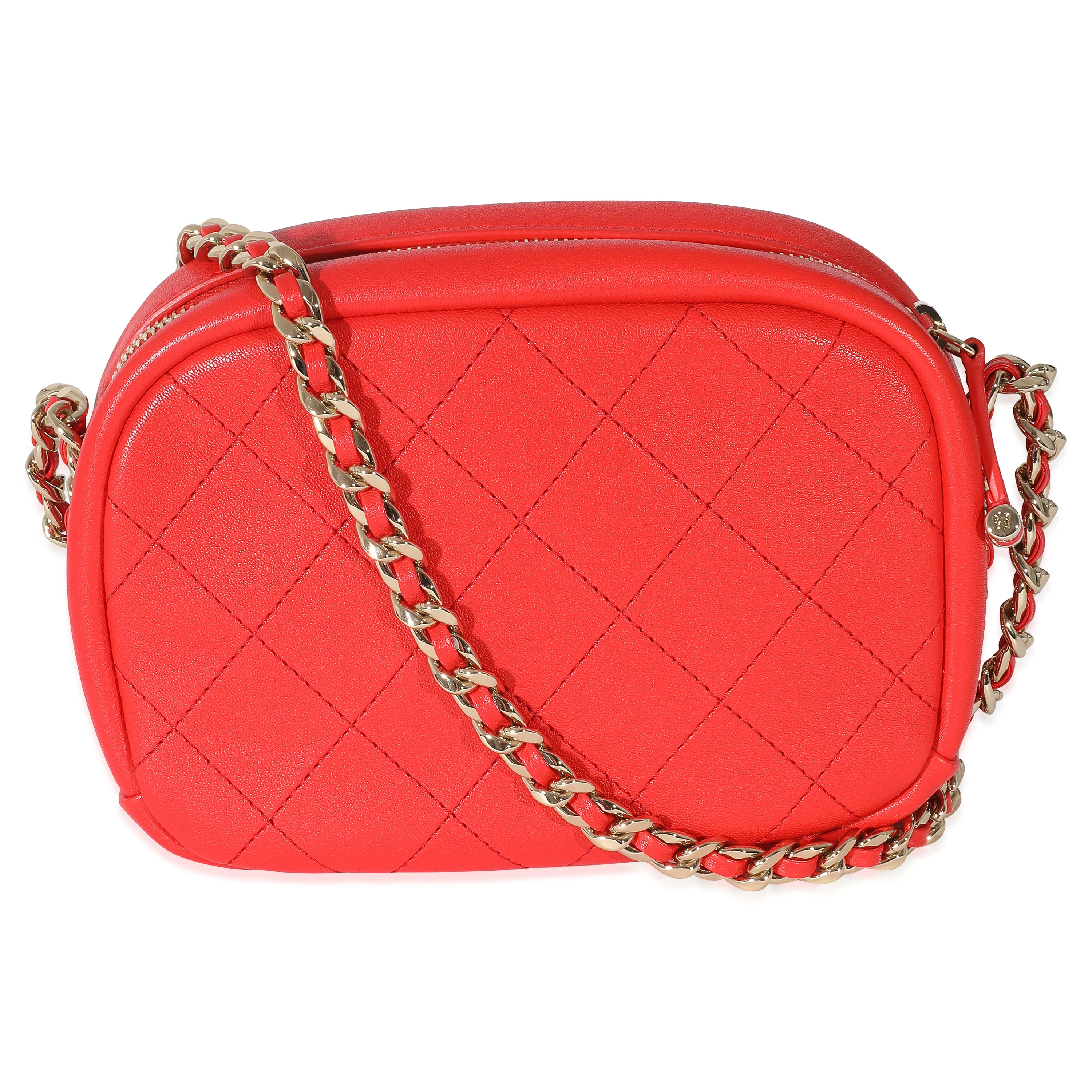 Chanel 19C Red Goatskin Medium Casual Trip Camera Case - Image 4