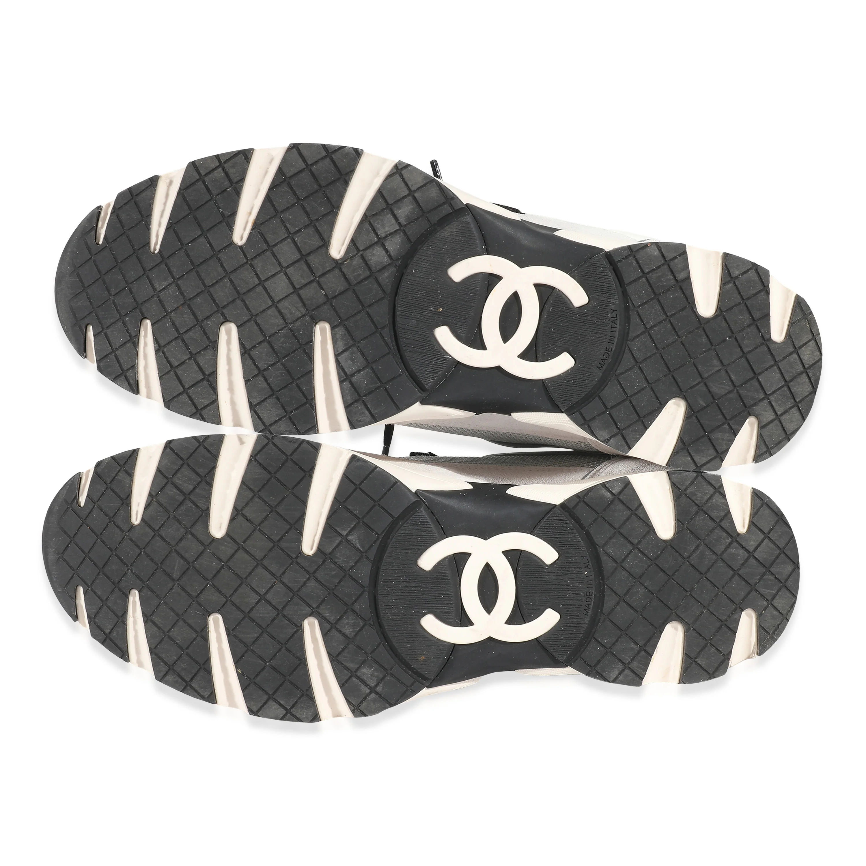 Chanel Light Grey White Mesh Suede Grained Calfskin CC Sneaker 43 - Image 6
