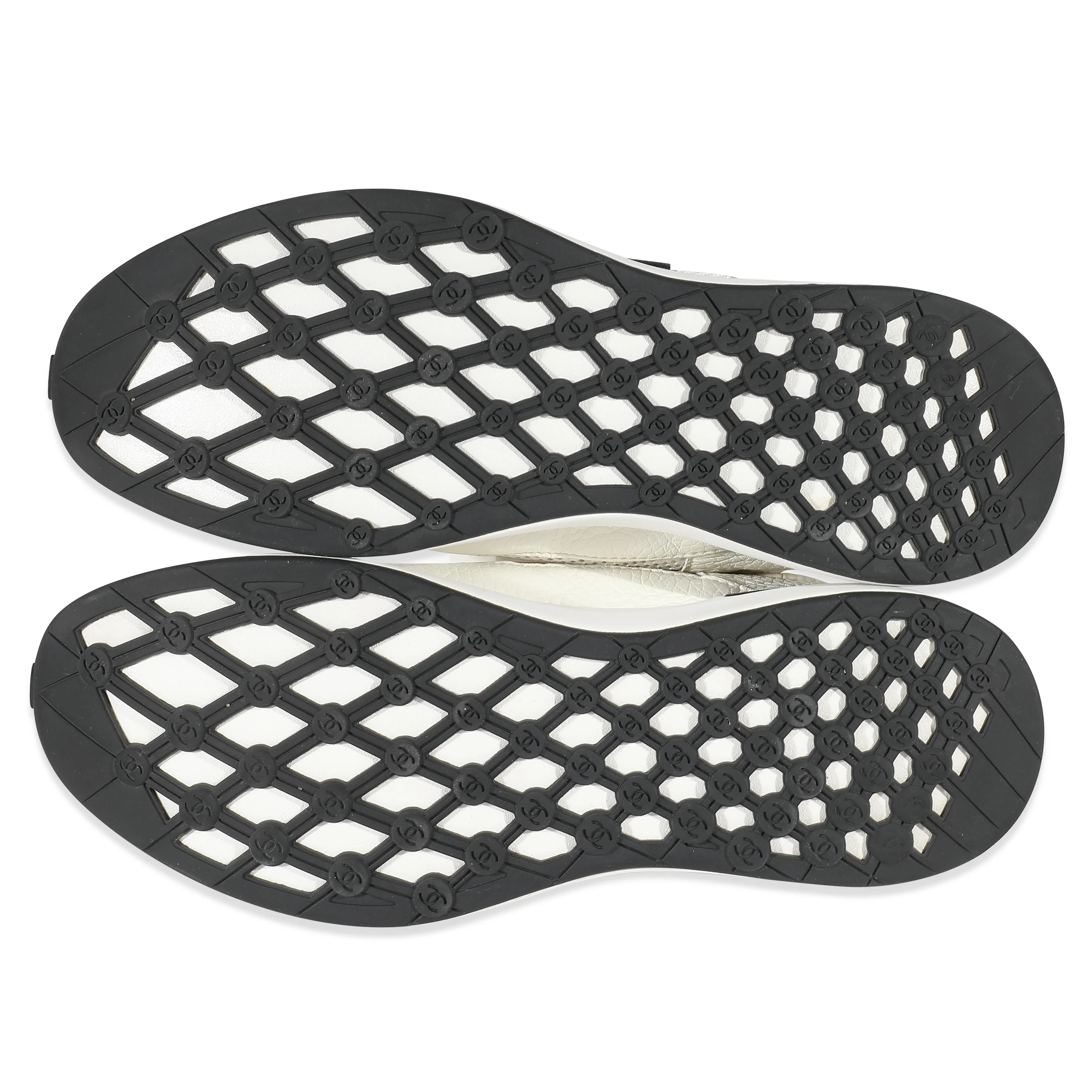 White Mesh and Leather CC Logo Trainer 42 - Image 5