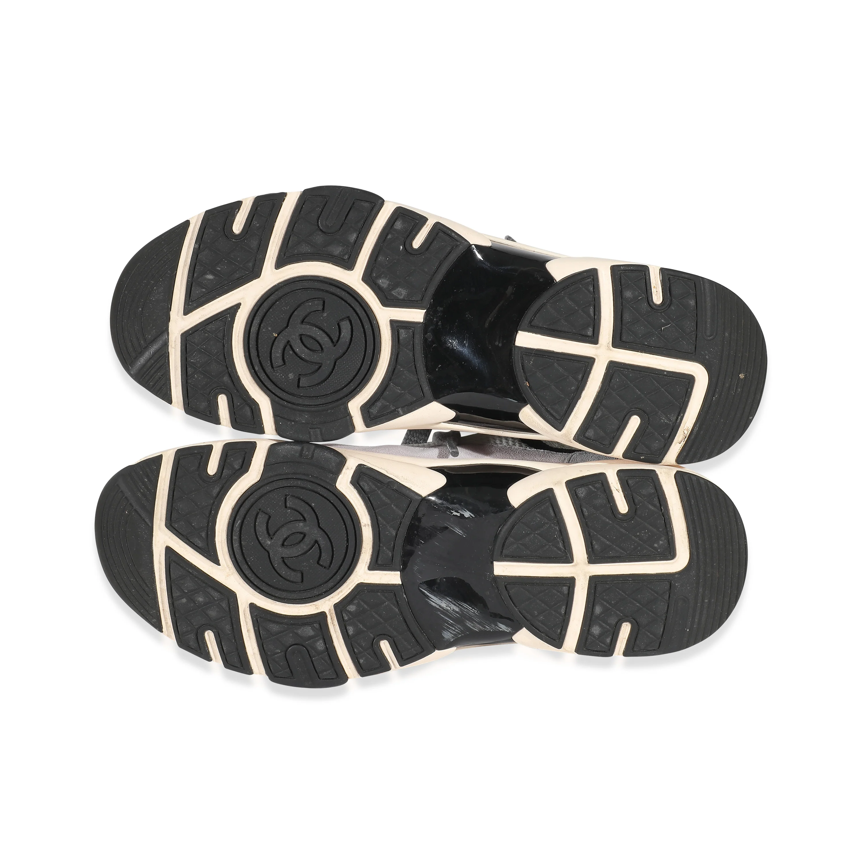 Chanel Grey White Mesh Suede CC Knit Runners 39 - Image 6