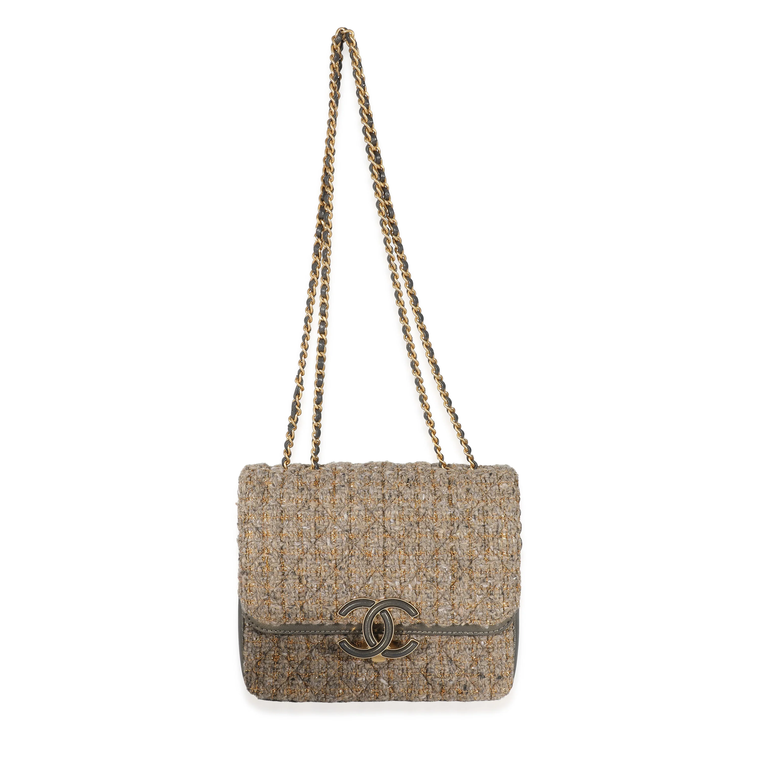 Chanel 19A Gold Metallic Tweed CC Clasp Flap Bag - Image 4