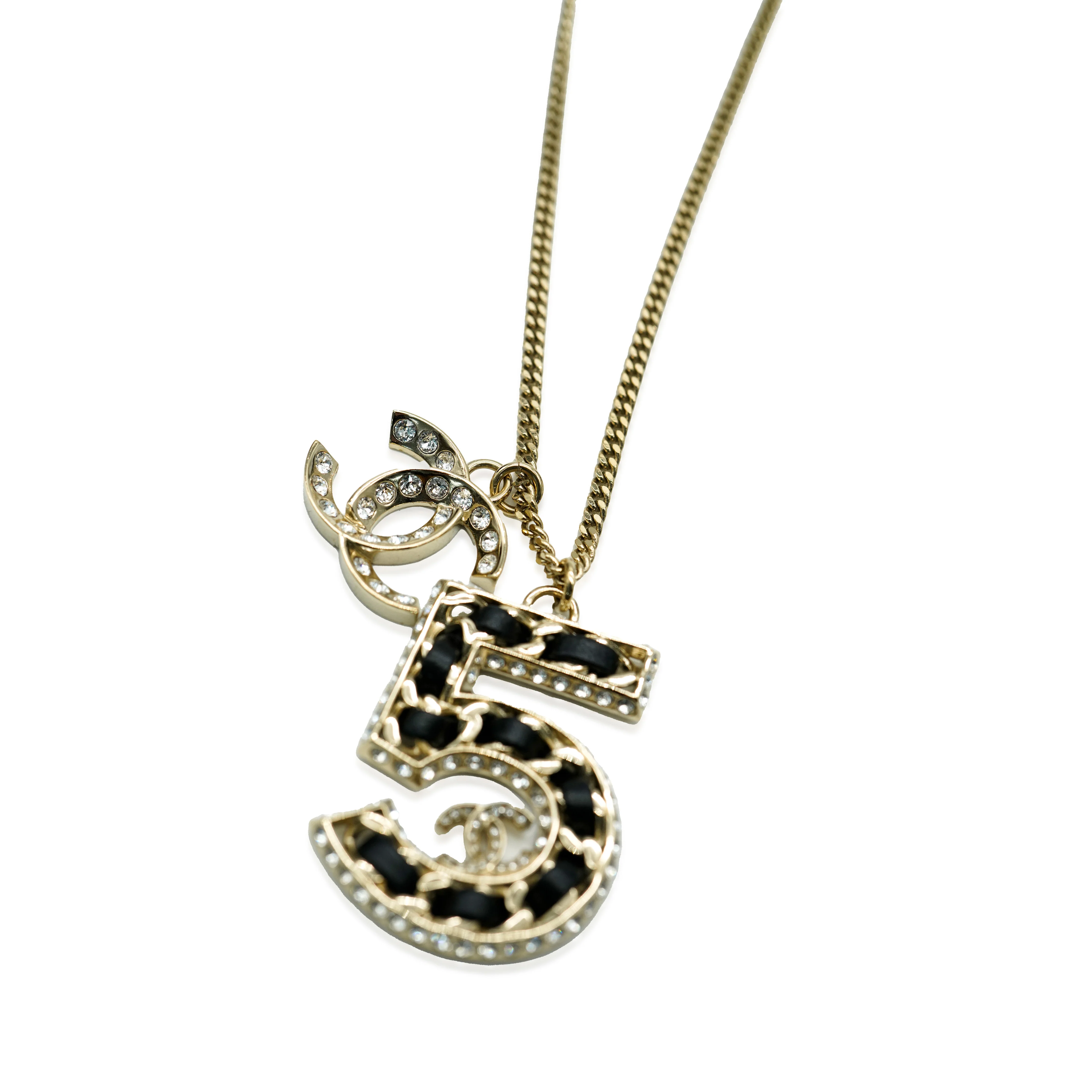 2023 No.5 Woven Chain Pendant WIth Strass CC And Leather Gold Plated - Image 3