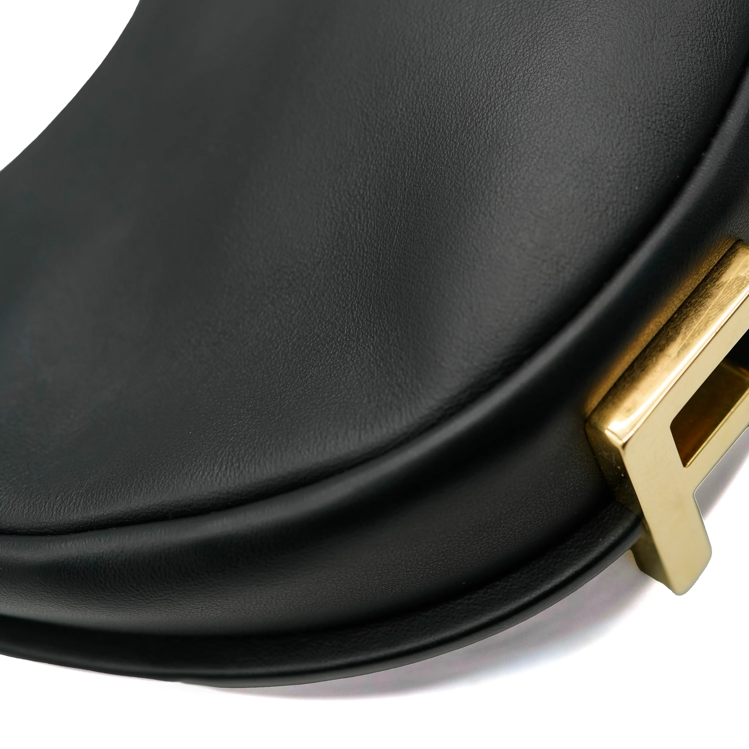 Fendi Black Vitello Grace Matte Medium Fendigraphy Hobo Bag - Image 6