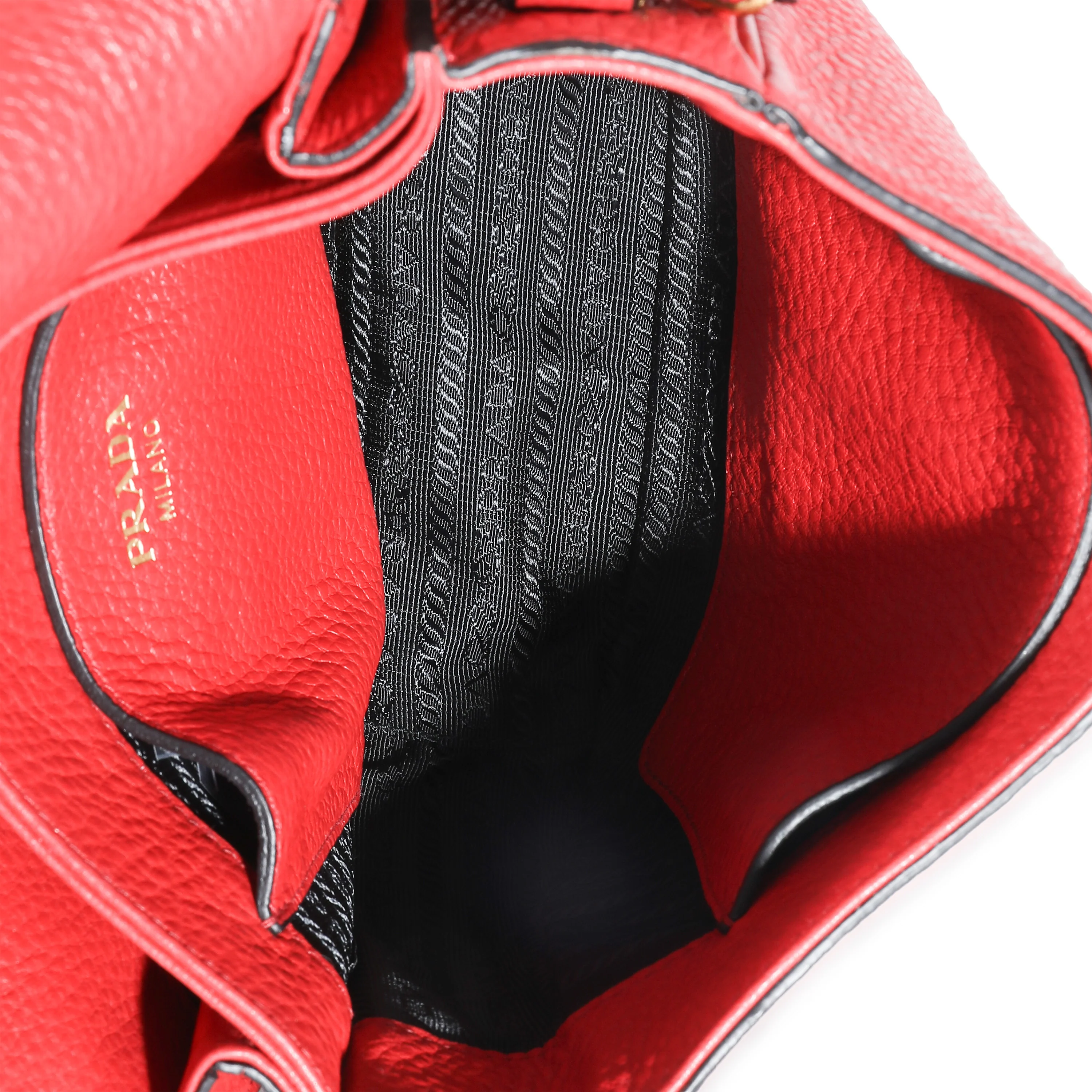 Red Pebbled Vitello Daino Saddle Bag - Image 9