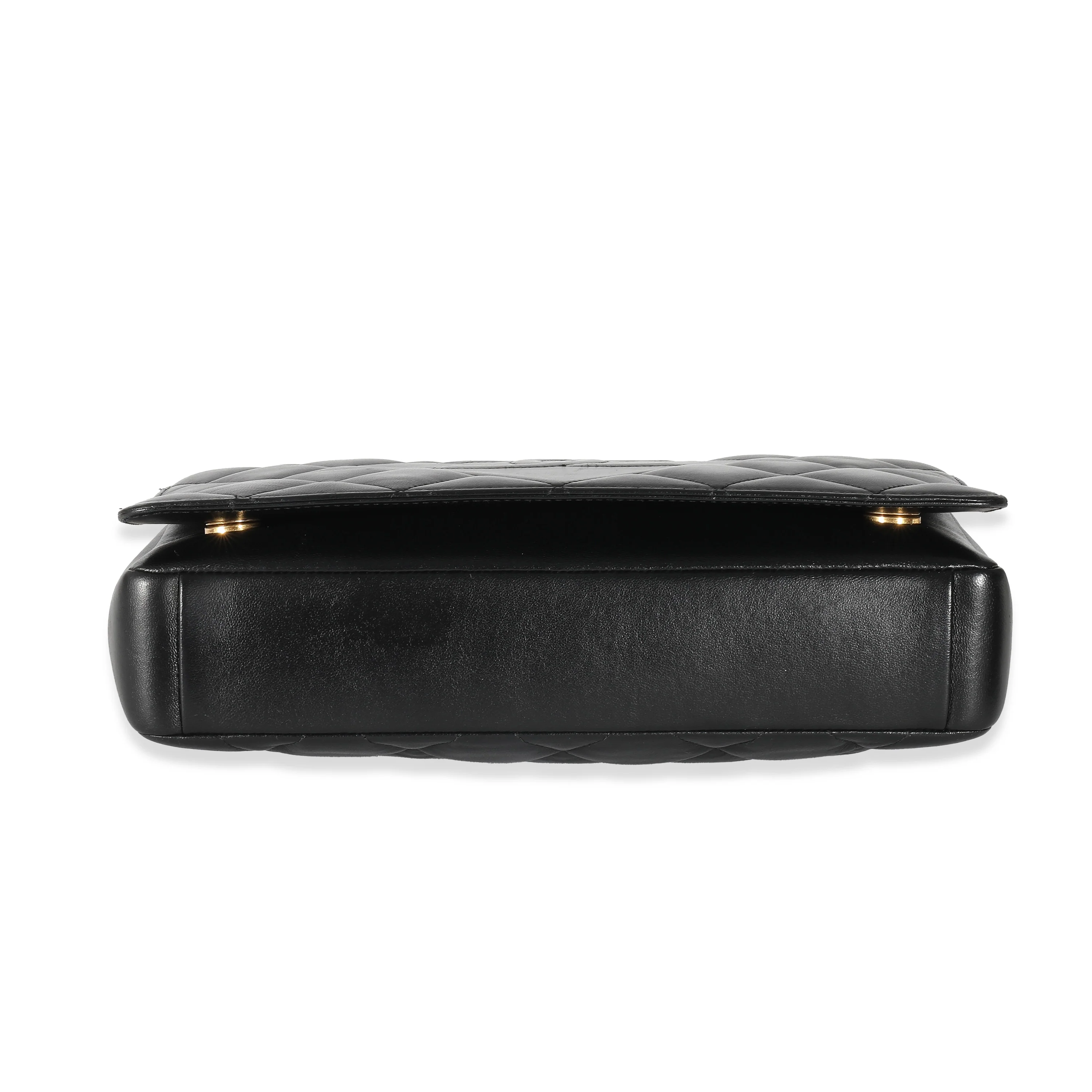 Chanel Black Diamond Quilted CC Medium Flap Bag - Image 5