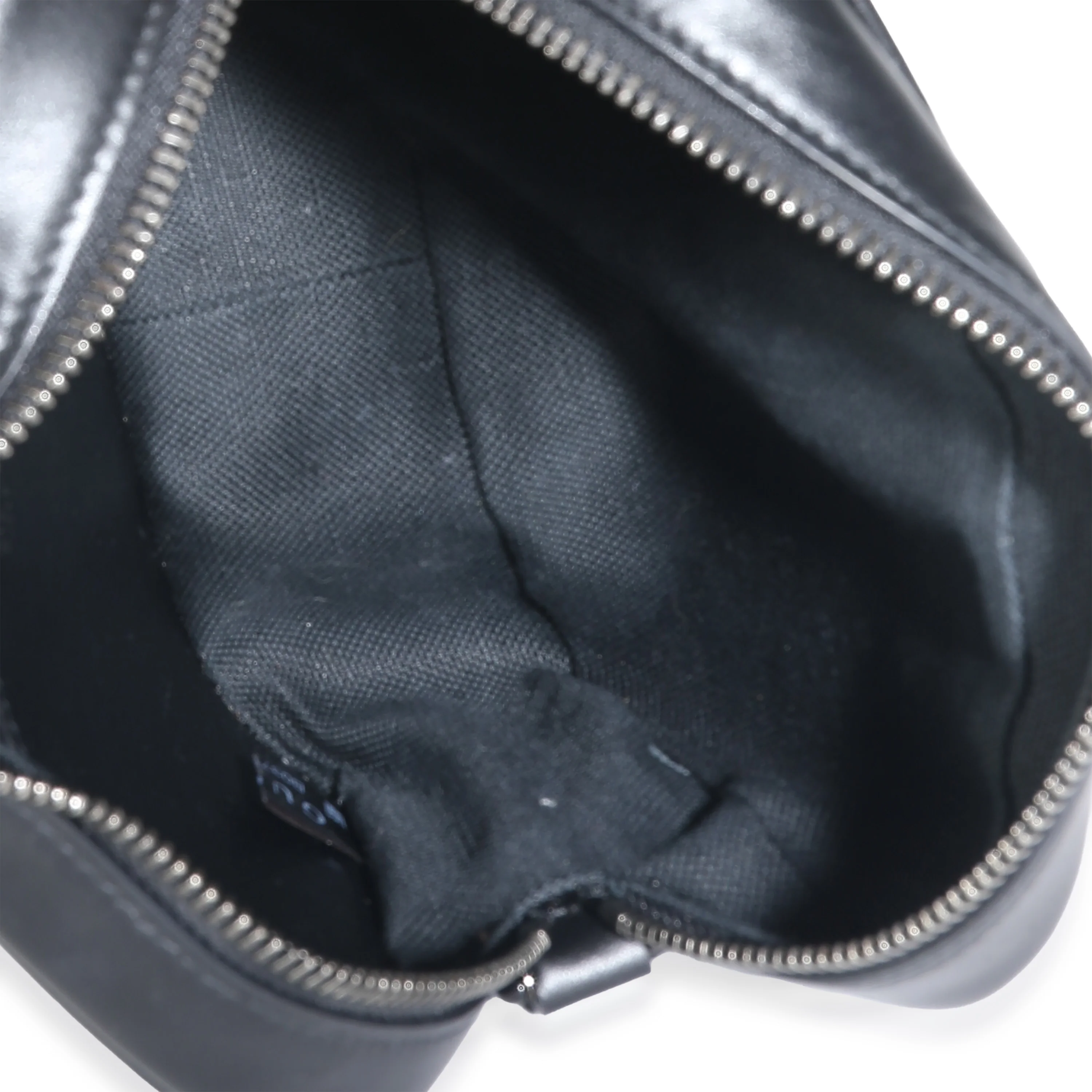 Gucci Black Chevron Matelassé Calfskin Monochrome Mini GG Marmont - Image 9