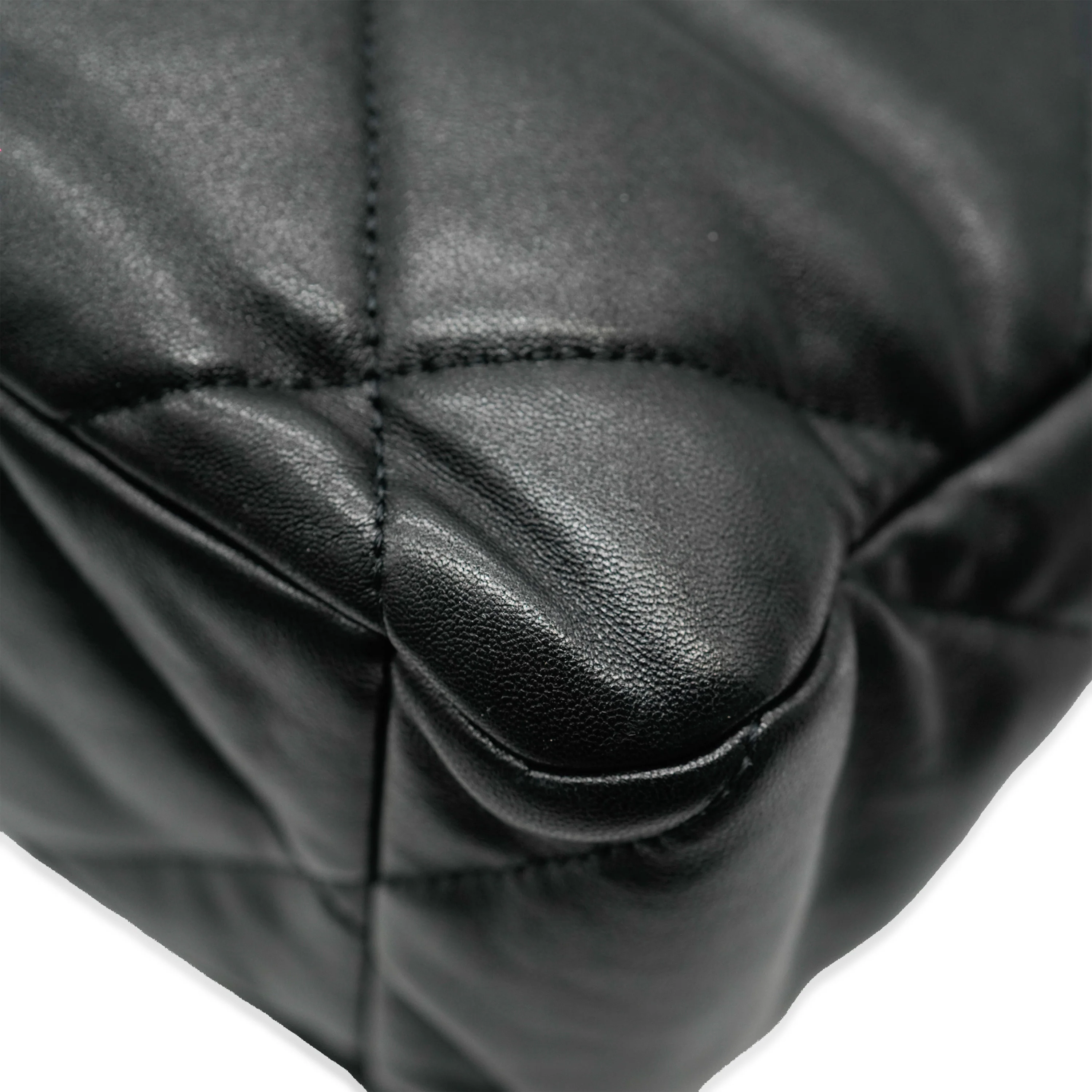 Chanel Black Quilted Lambskin Medium Chanel 19 Flap Bag - Image 9