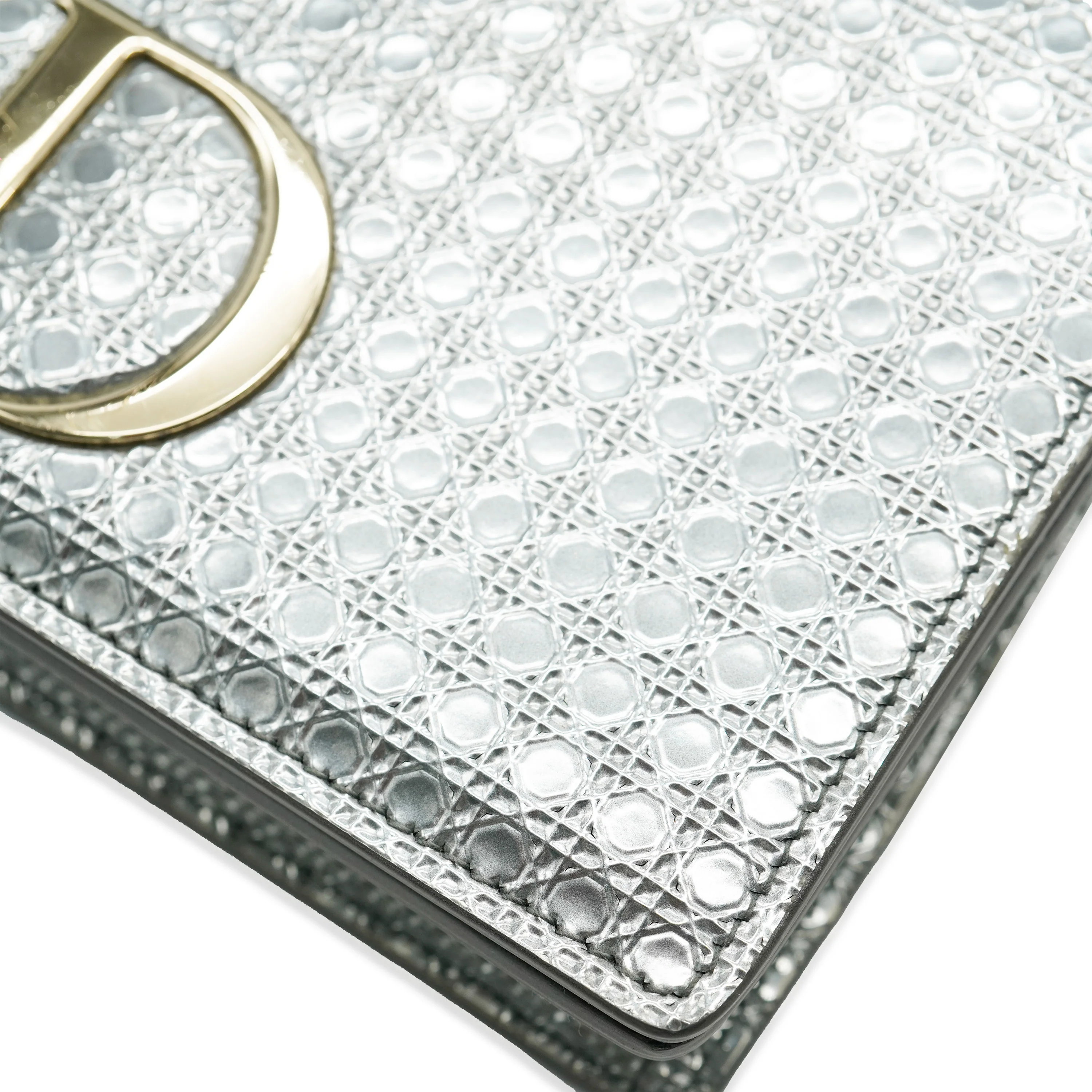 Silver Metallic Patent Micro Cannage 30 Montaigne 2 in 1 Pouch - Image 4