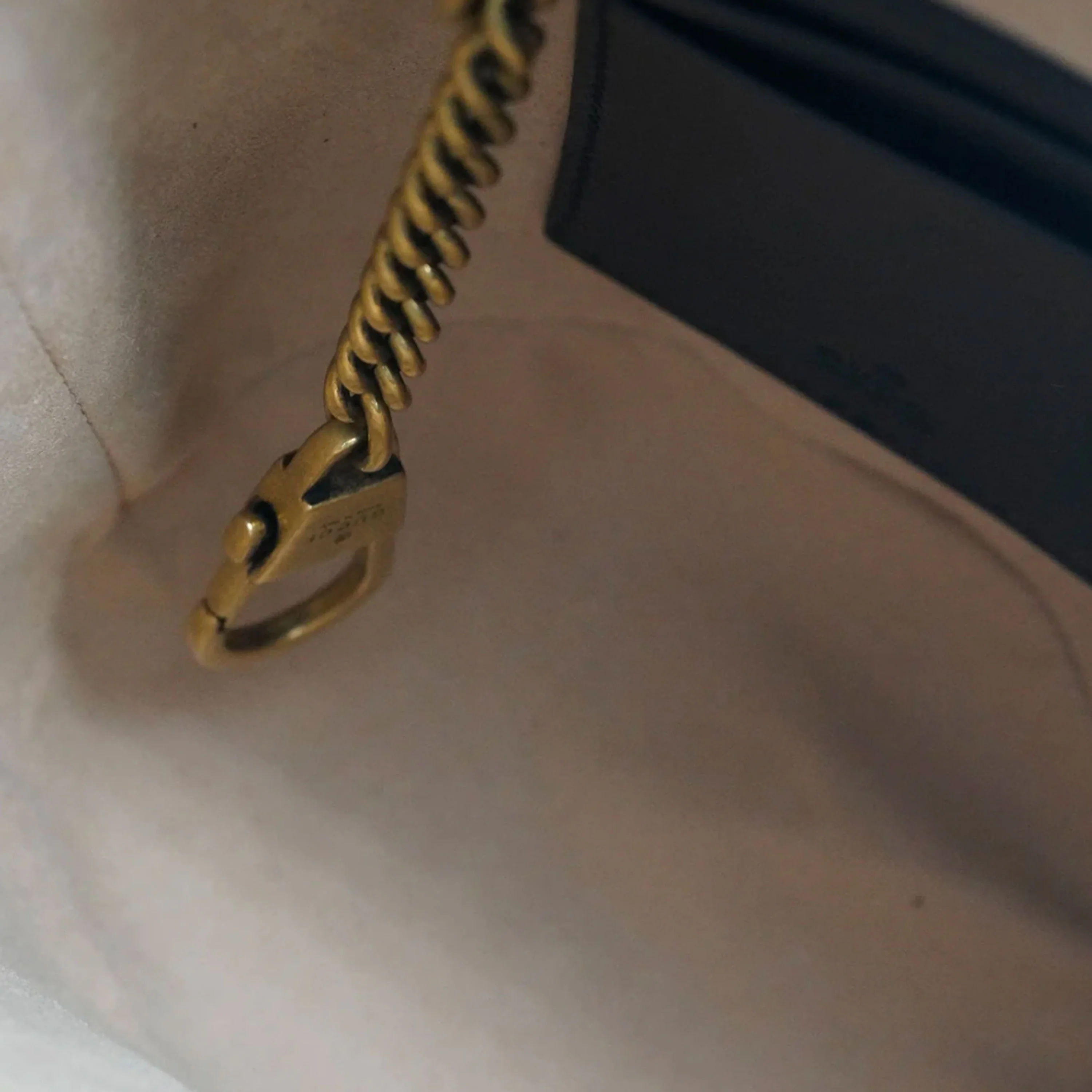 Black Calfskin Matelasse Mini GG Marmont 2.0 Bucket Bag - Image 7