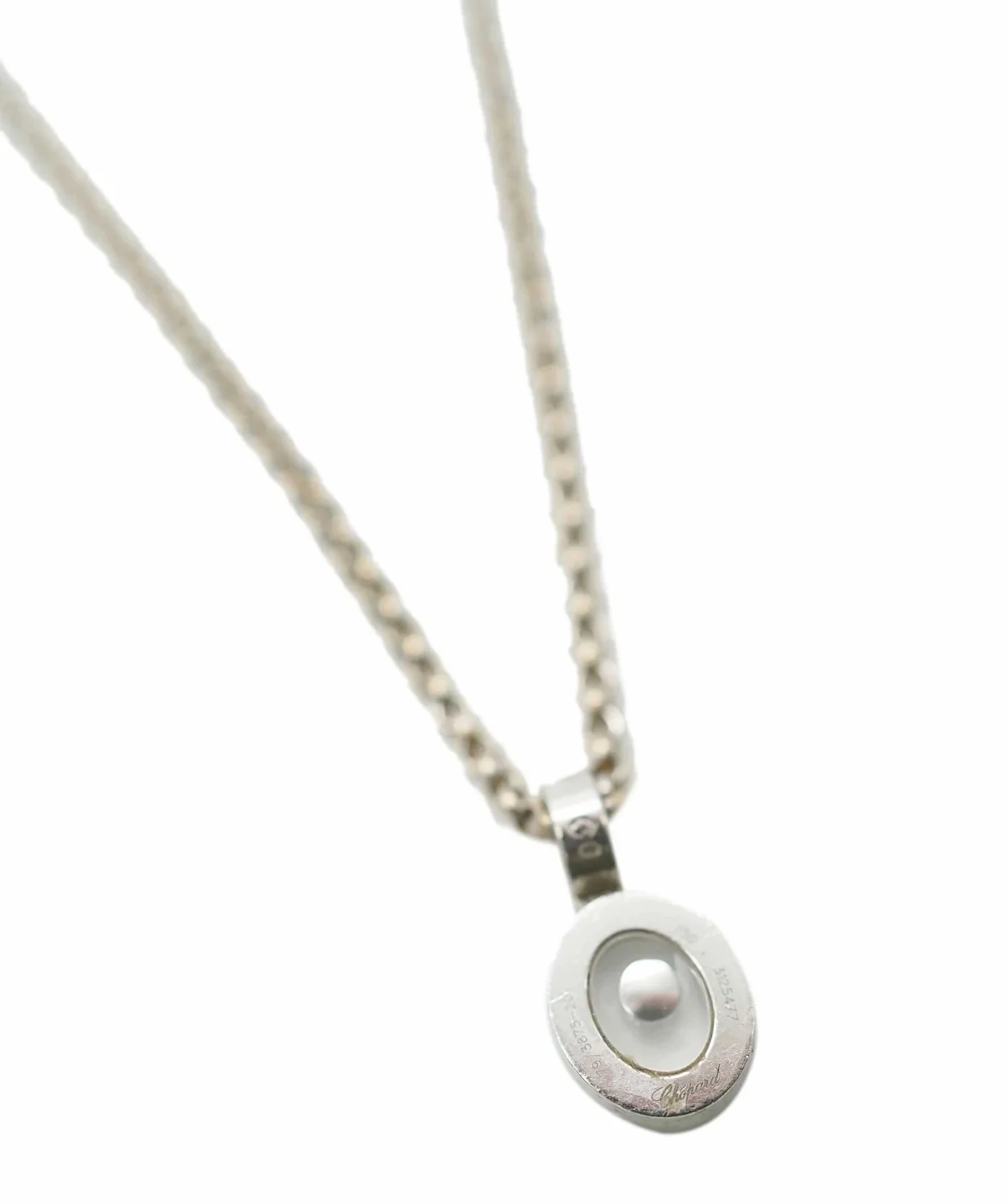 Happy Diamond Pendant in 18K White Gold 0.21 CTW - Image 4