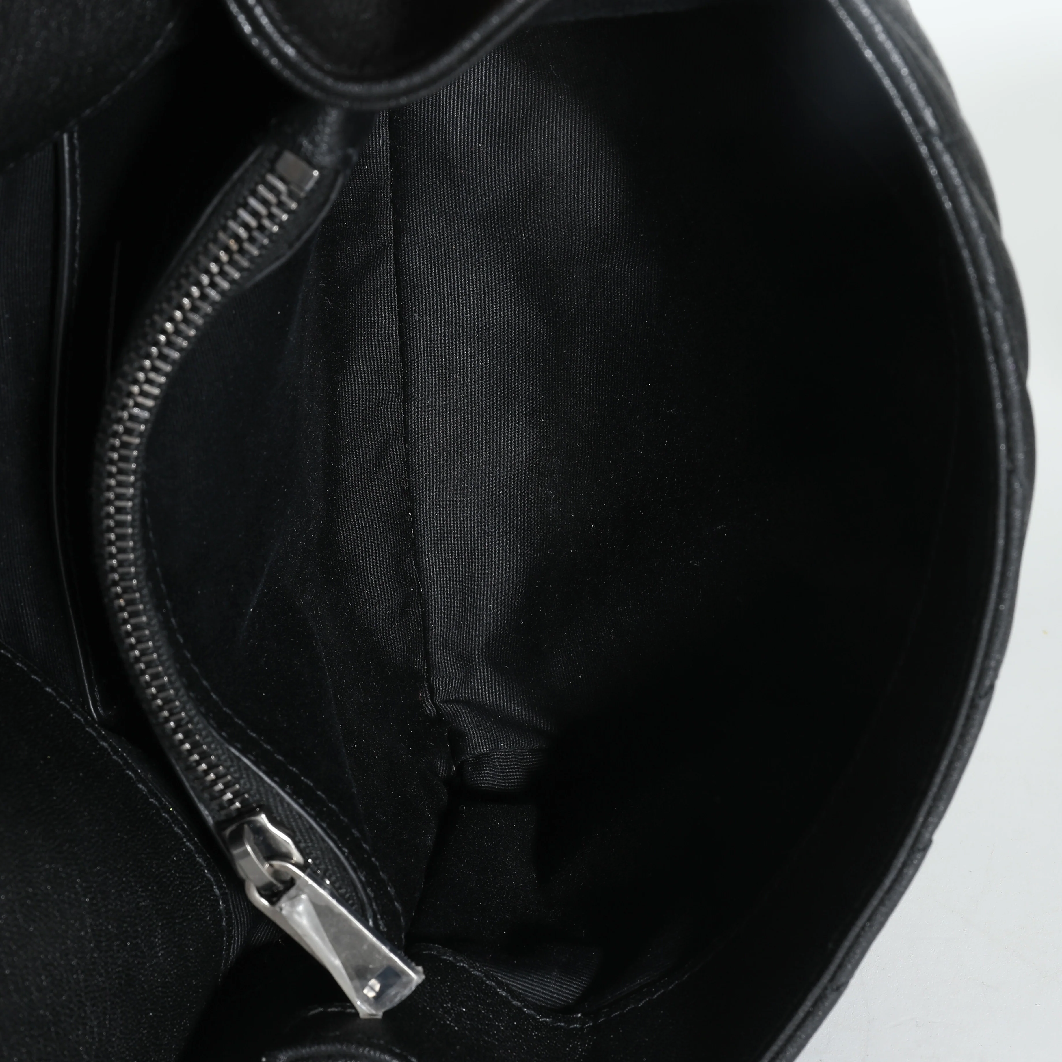 Black Matelasse Chevron Lambskin Medium College Bag - Image 8