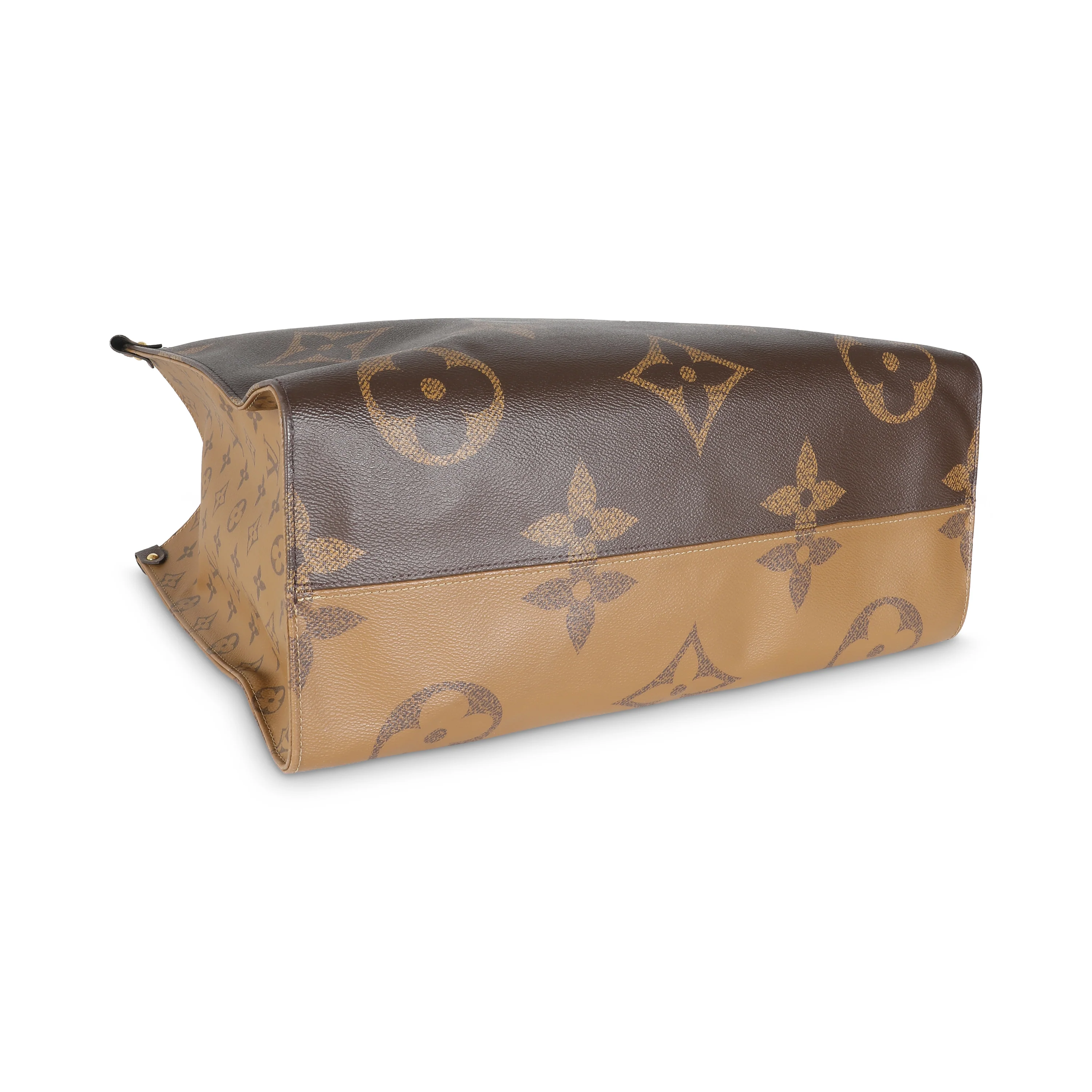 Reverse Monogram Canvas Onthego GM - Image 7