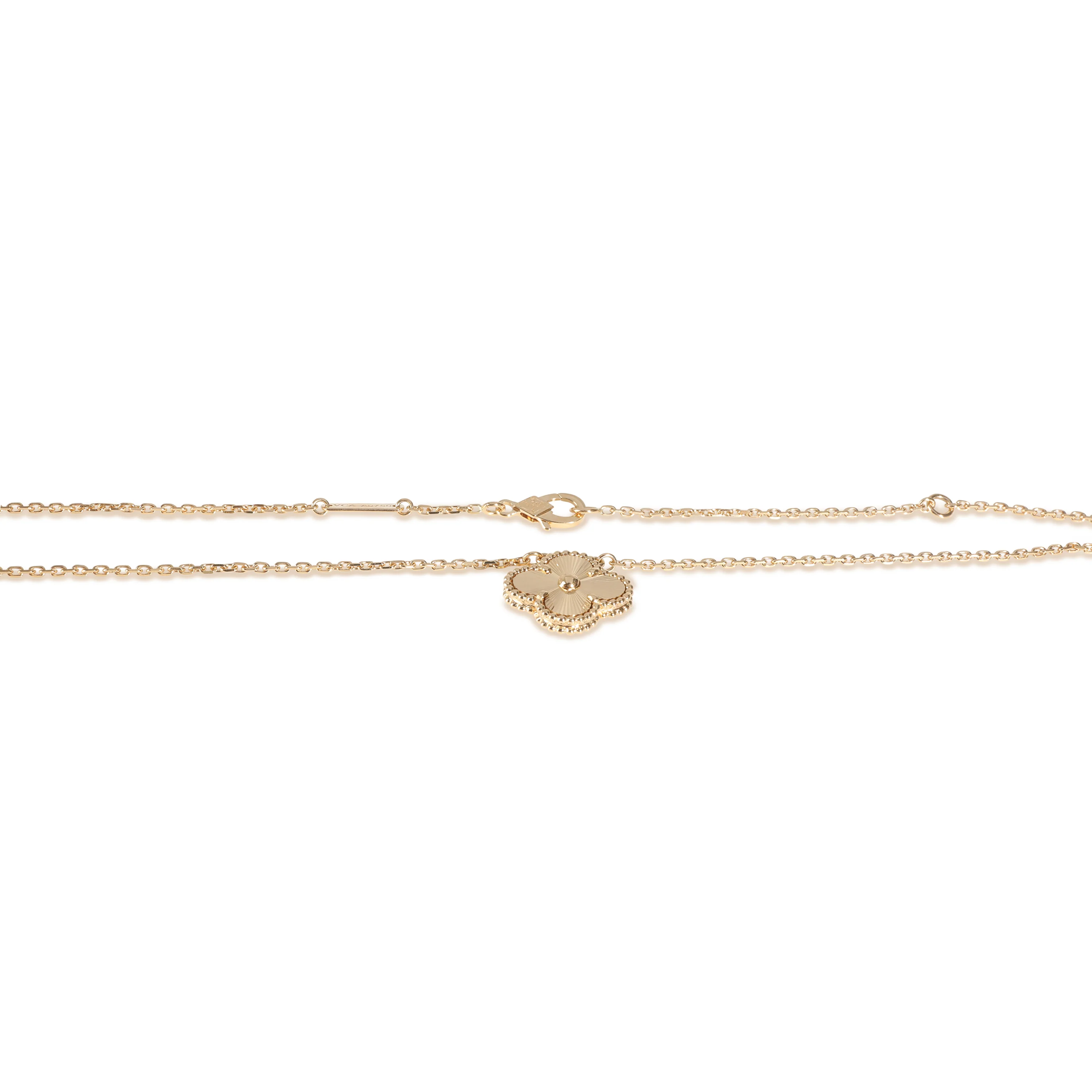 Vintage Alhambra Guilloche Pendant in 18k Yellow Gold - Image 2
