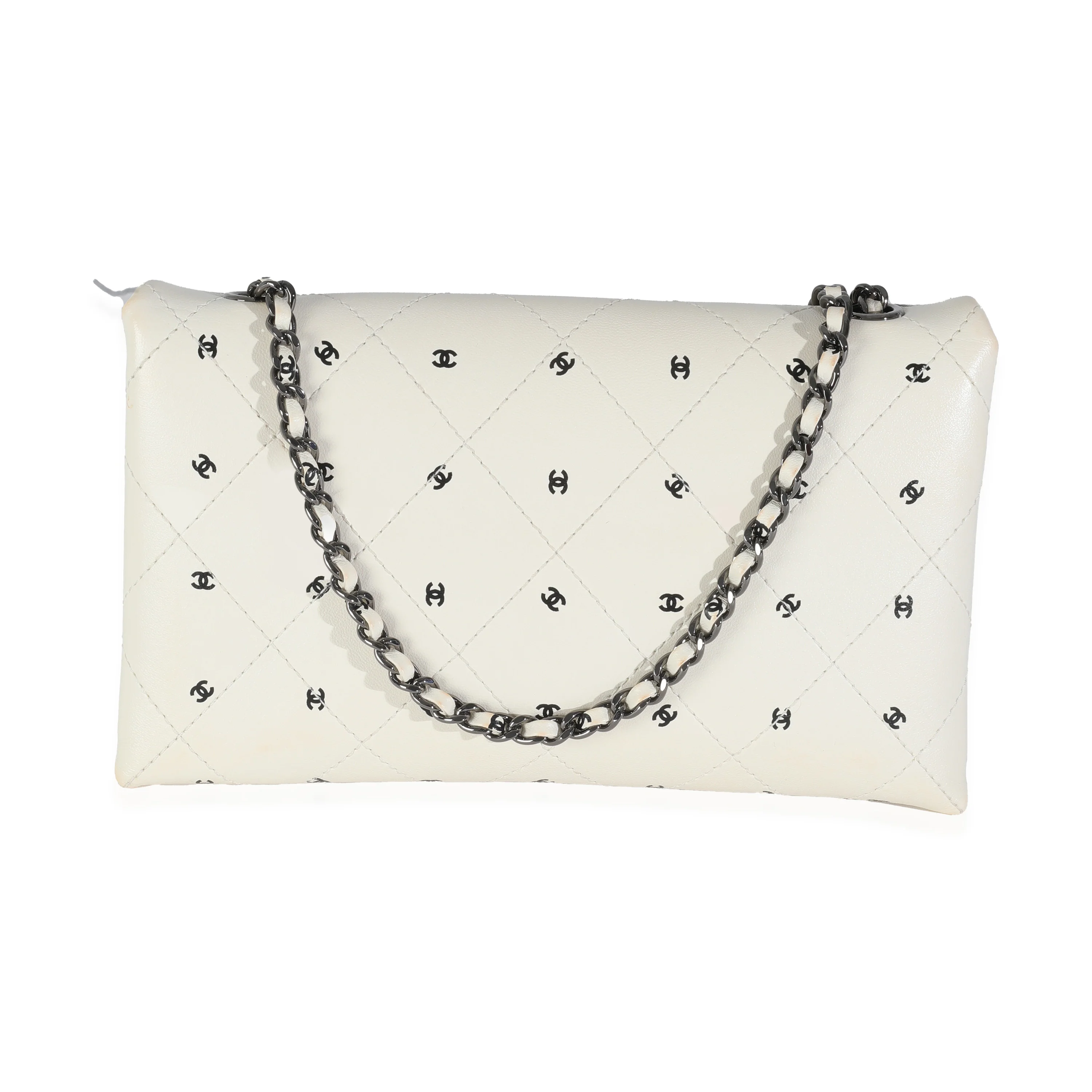 White Lambskin CC Logo Envelope Clutch With Chain - Image 4