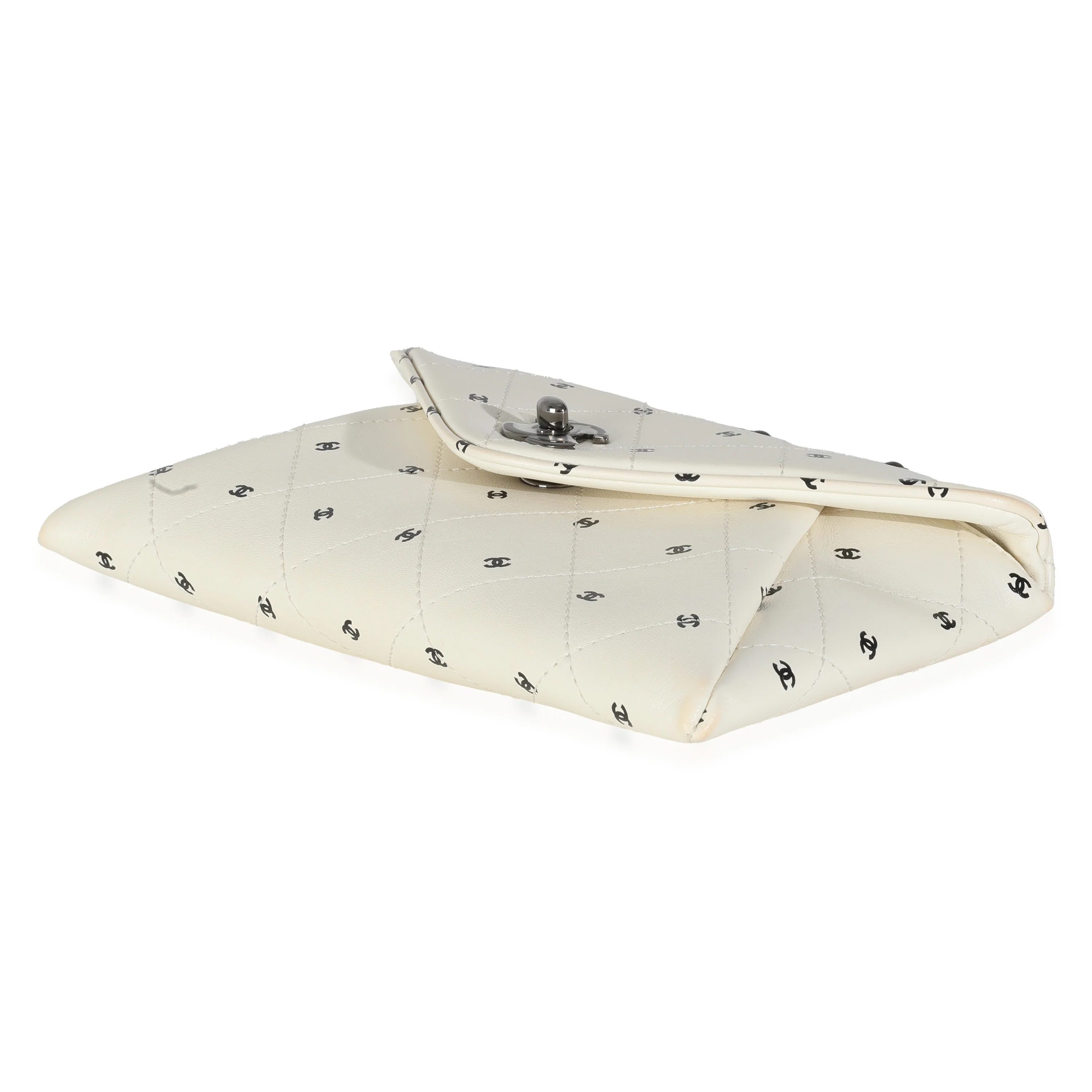 White Lambskin CC Logo Envelope Clutch With Chain - Image 7