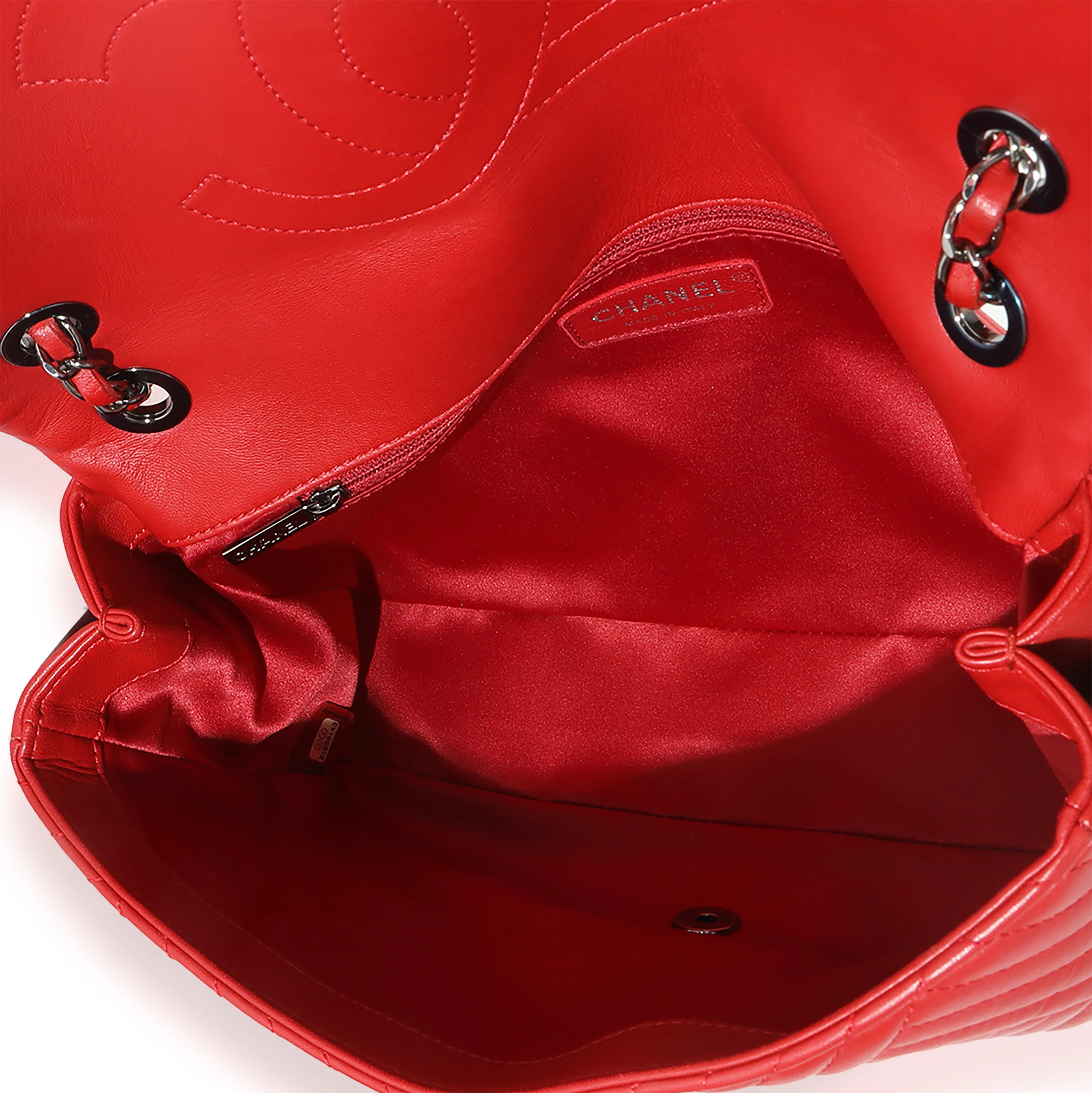Red Lambskin CC Medium Crossing Flap Bag - Image 9