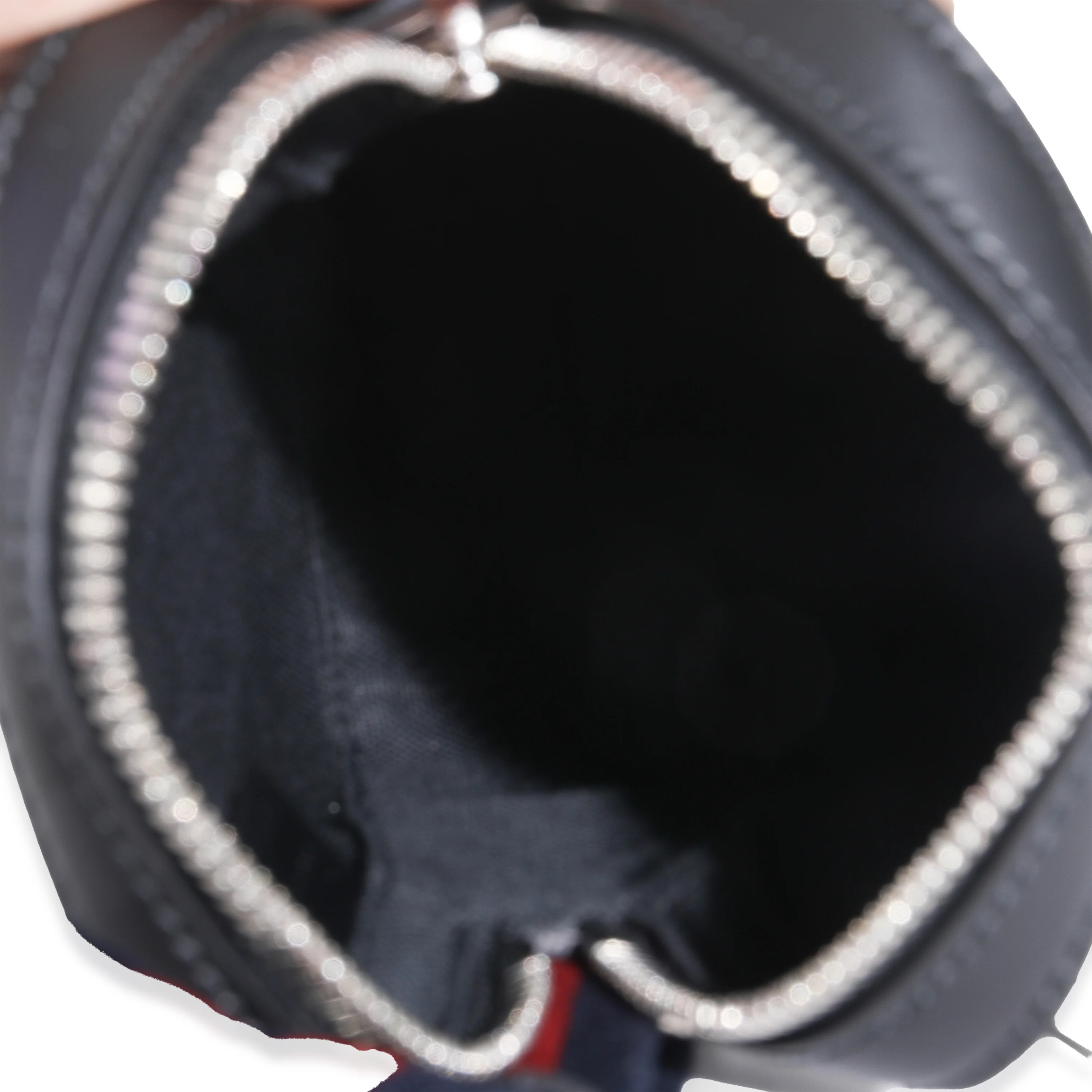 Black GG Supreme Canvas Small Messenger - Image 9