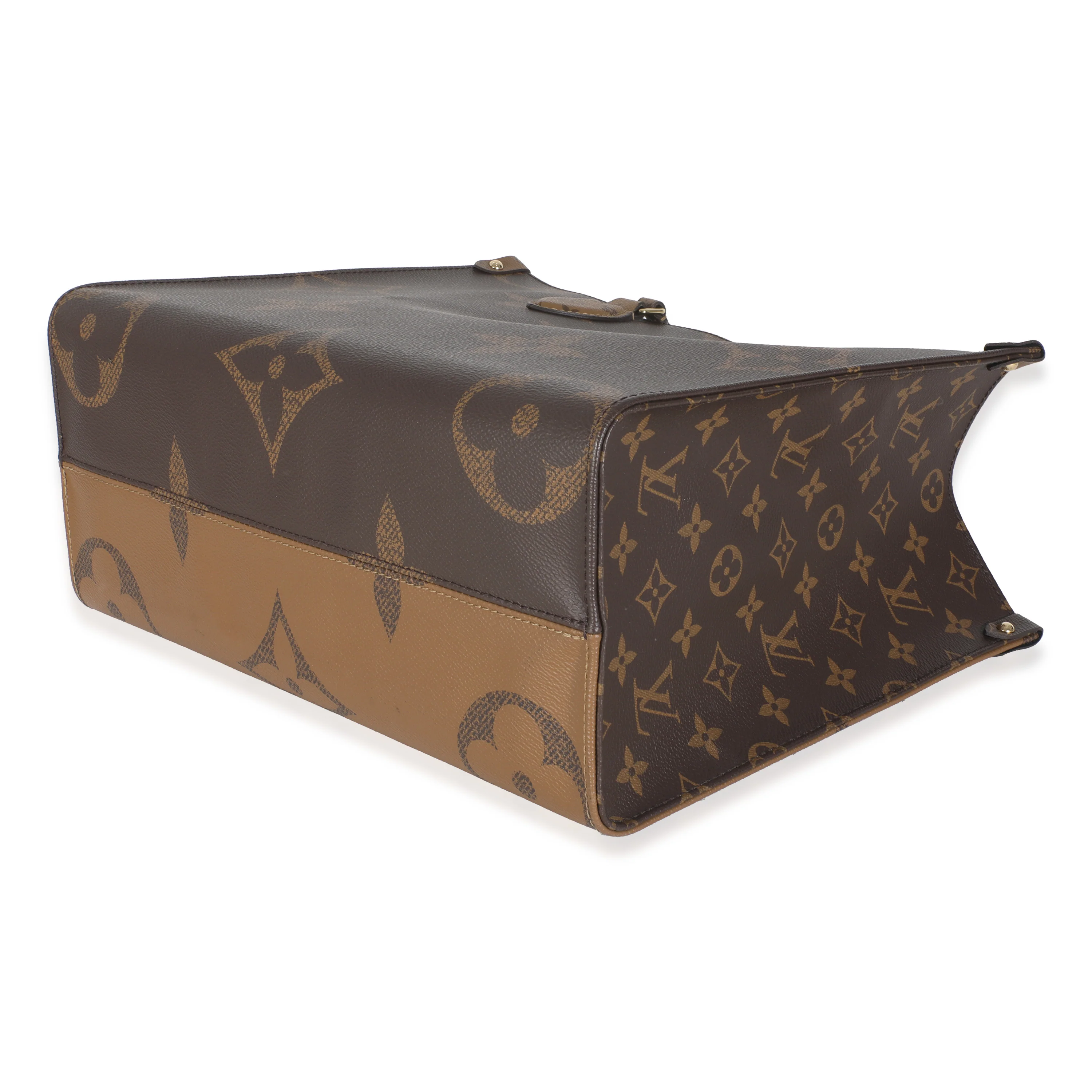 Reverse Monogram Canvas Onthego MM - Image 6