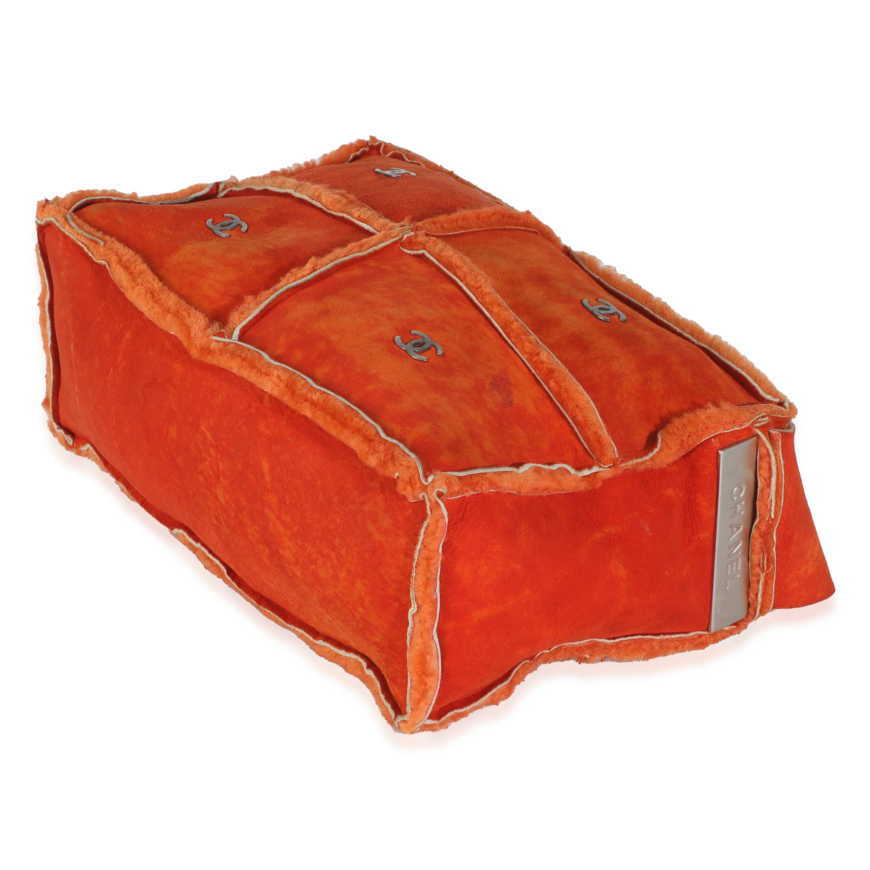 Vintage Orange Suede Shearling CC Logo Messenger - Image 7