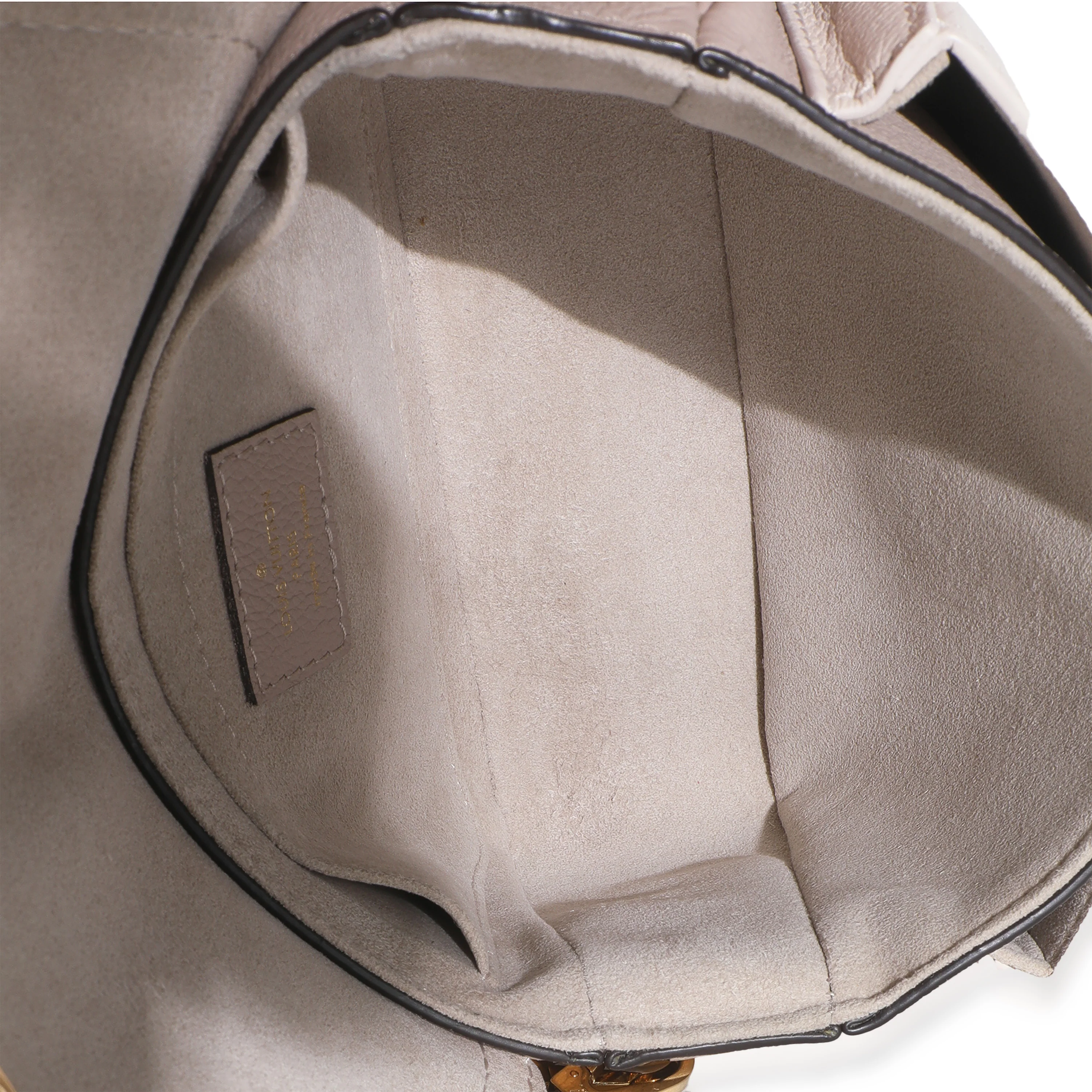 Greige Grained Calfskin Lockme Tender - Image 8