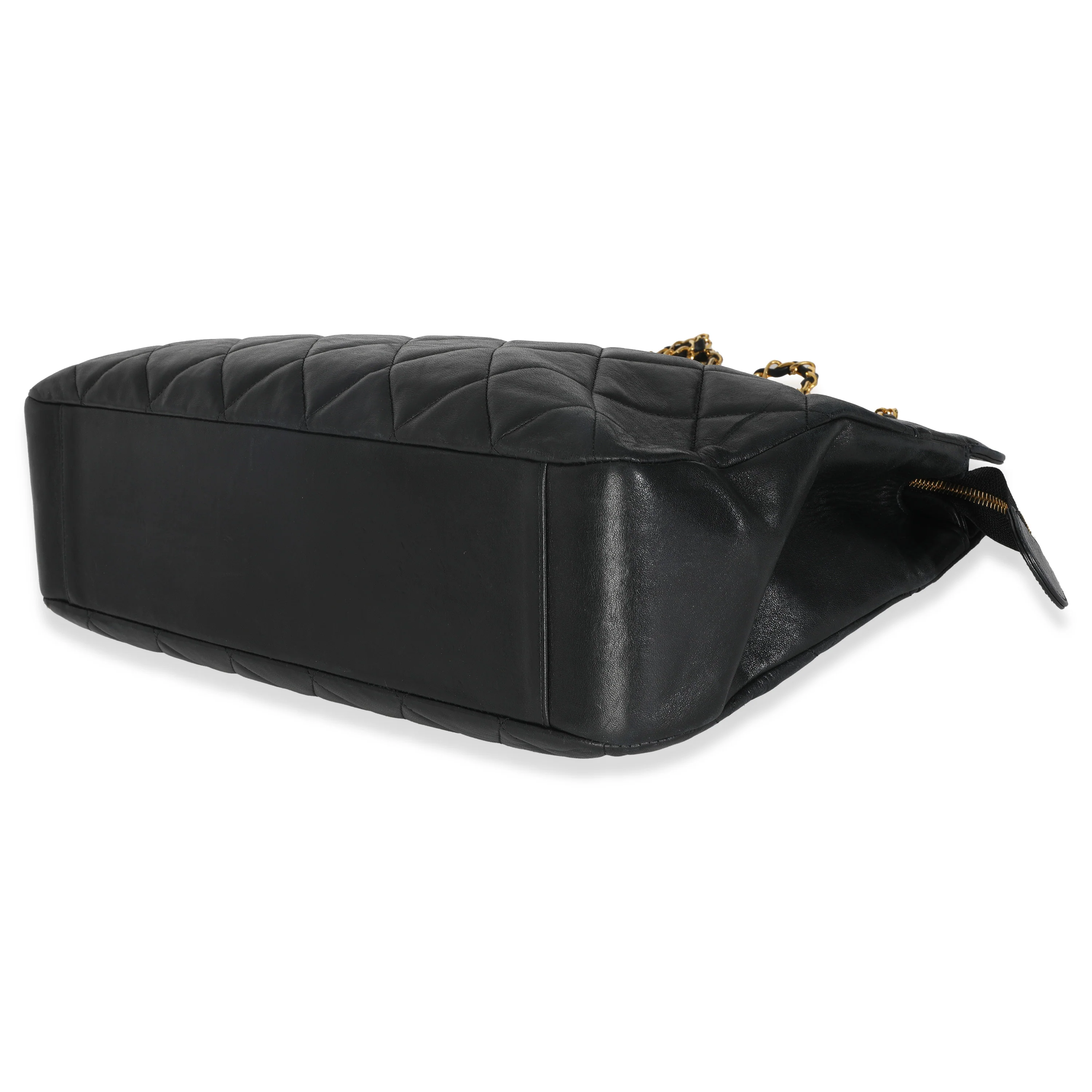 Vintage Black Quilted Lambskin Matelasse Chain Shoulder Bag - Image 7