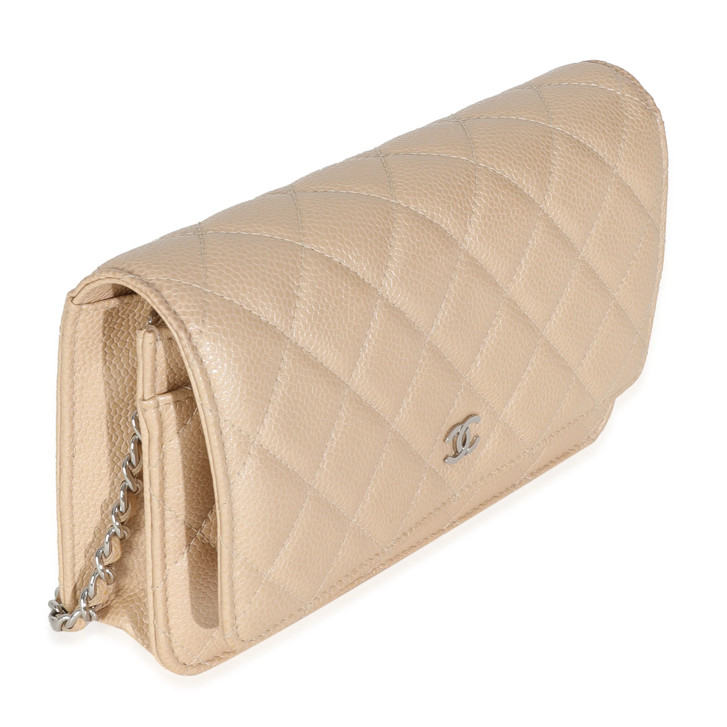 15C Beige Quilted Caviar Classic Wallet On Chain - Image 3